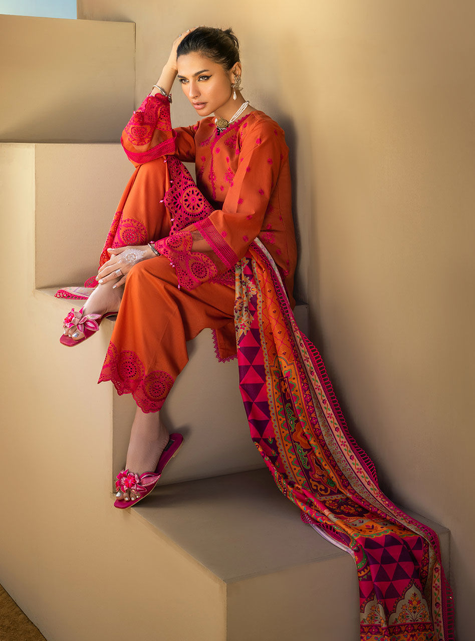 Zainab Chottani | Luxury Chikankari | 3B