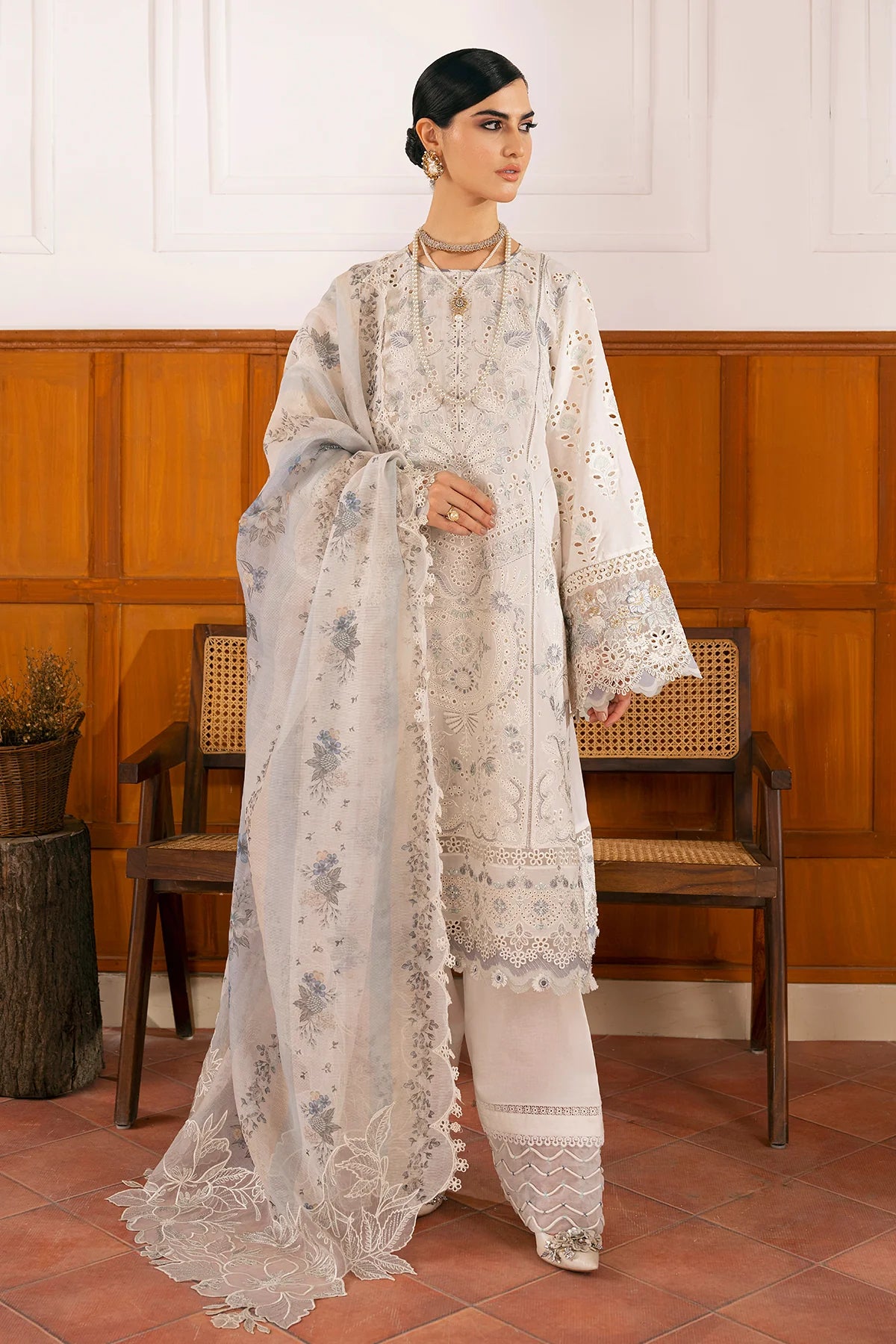 Baroque | EMBROIDERED SWISS LAWN | SL11-D01