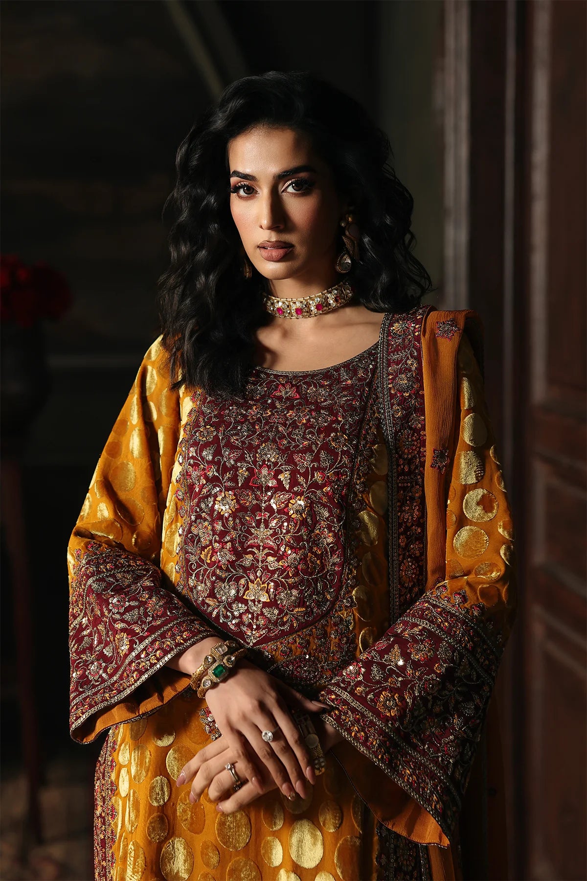 CHARIZMA | Premium Velvet | CVT5-16