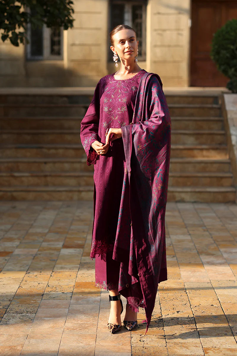 RANG RASIYA | WINTER CARNATION | Espresso