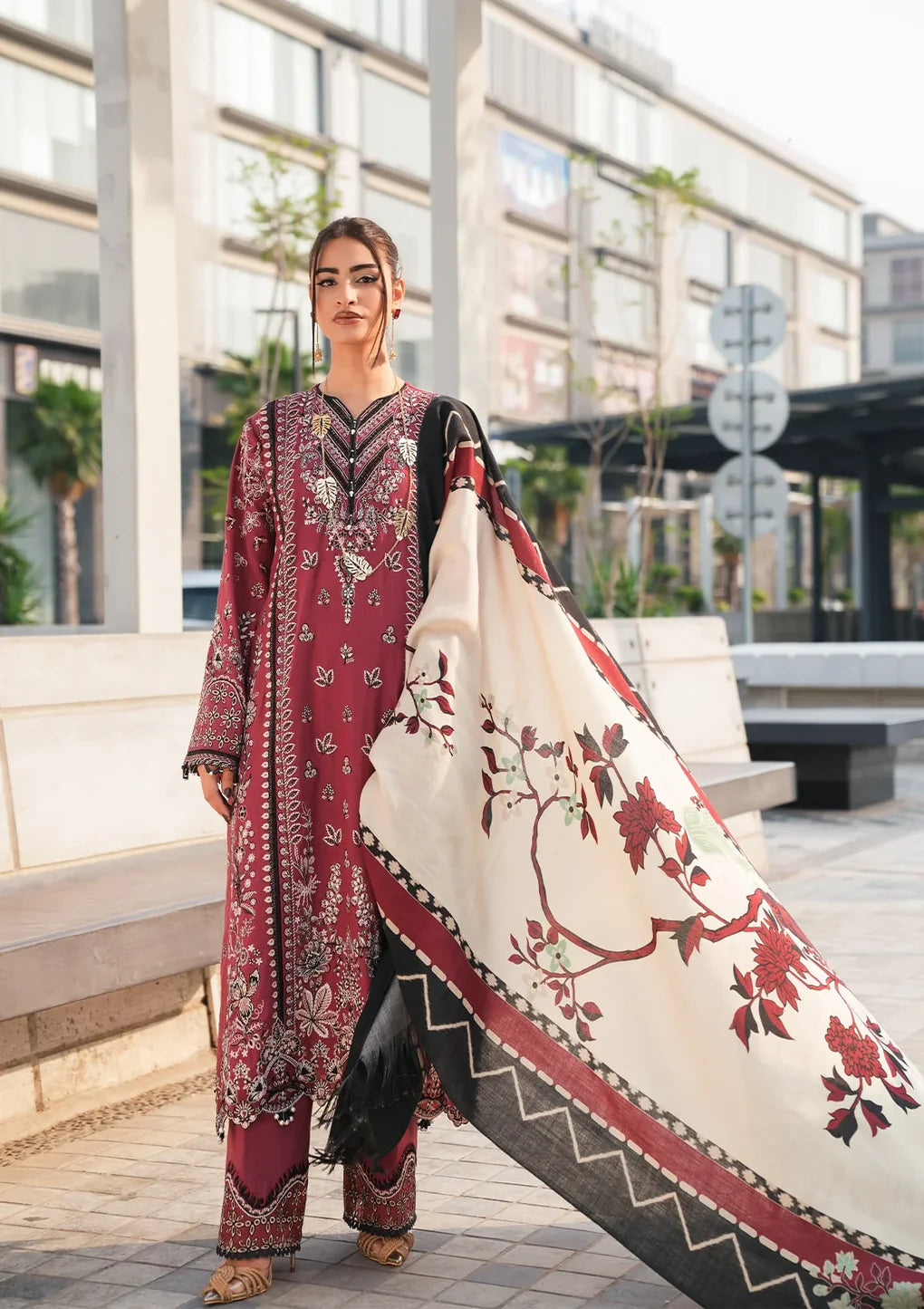 Elaf | Embroidered Winter | Sweetest Kiss