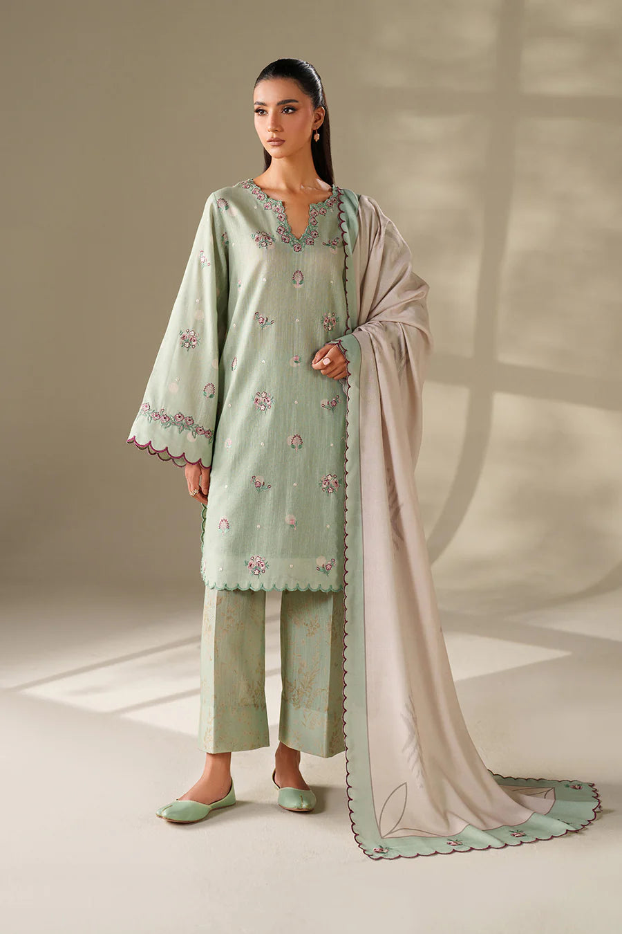 IZNIK | PRINTED KHADDAR | UE-563