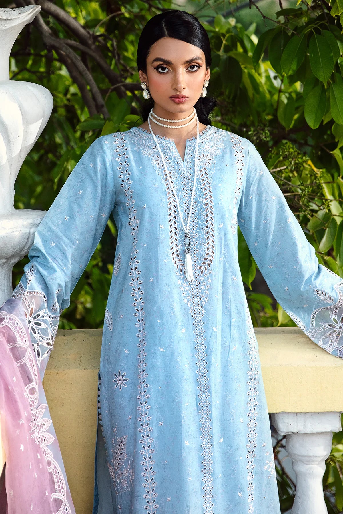 Jazmin | Iris Eid Lawn 23 | POWDER BLUE