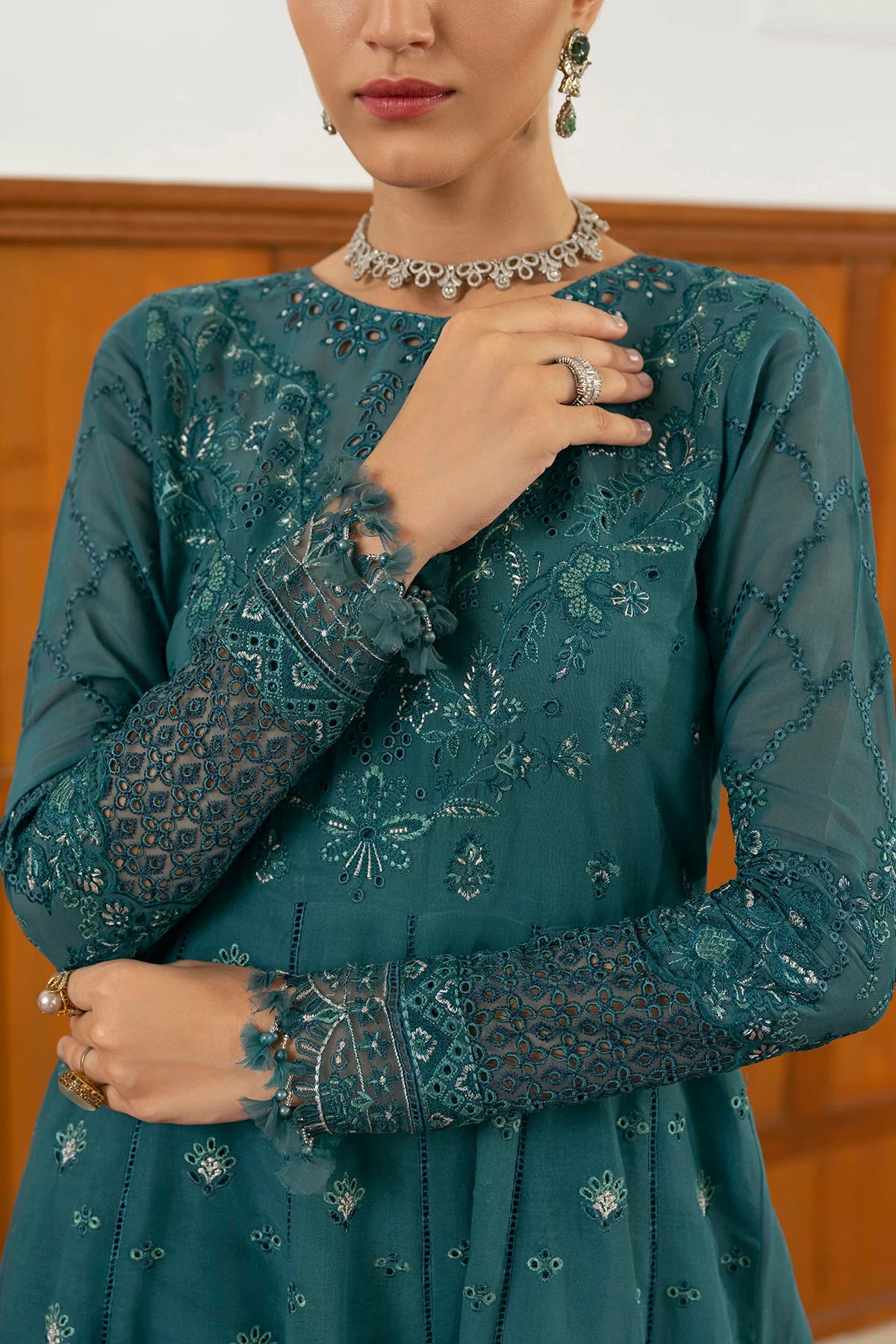 Baroque | EMBROIDERED SWISS LAWN | SL11-D02