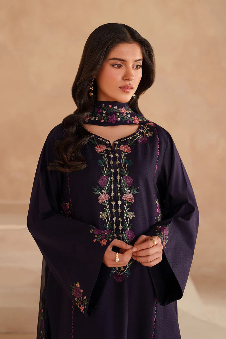 Iznik | Online Exclusive Lawn | UE-599