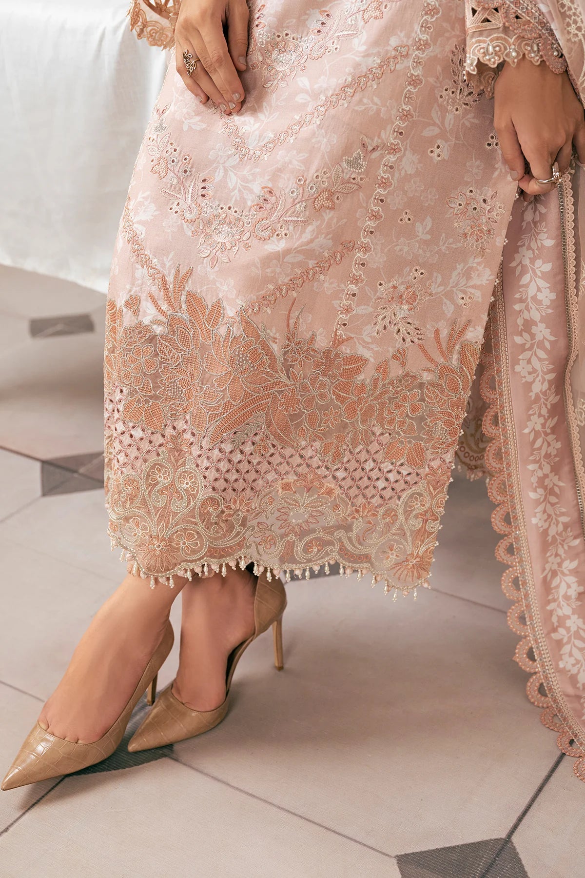 Baroque | EMBROIDERED SWISS LAWN | SL11-D03