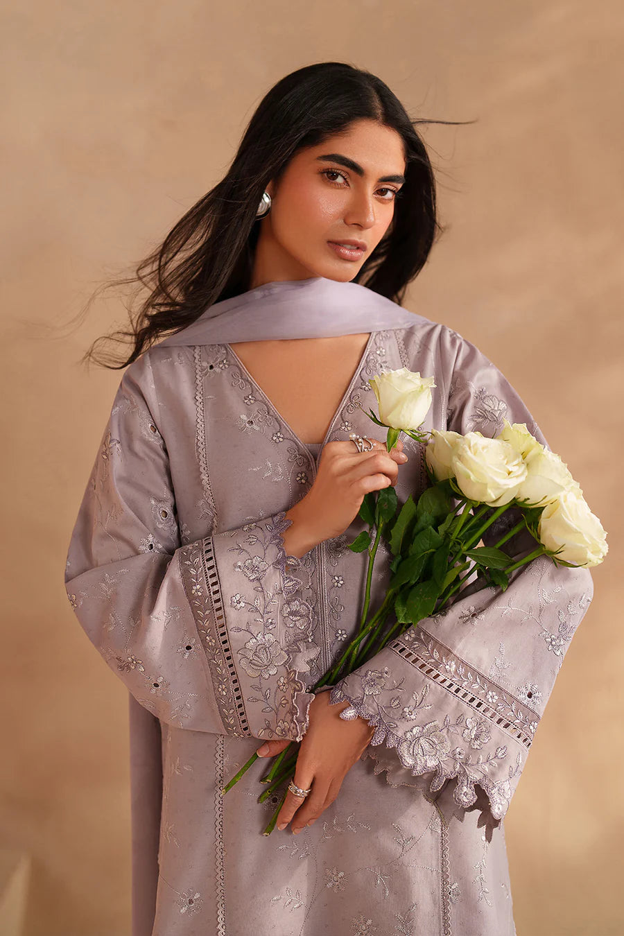 Iznik | Online Exclusive Lawn | UE-601