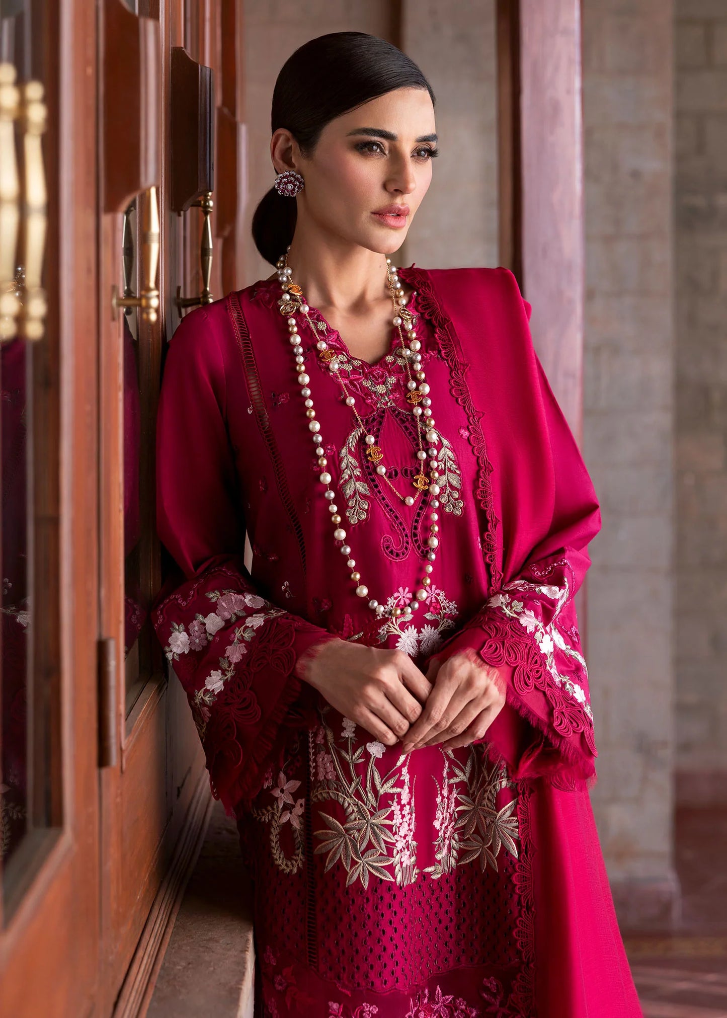 Saira Shakira | Bloom Unstitch lawn 25 | FAYE 7-B