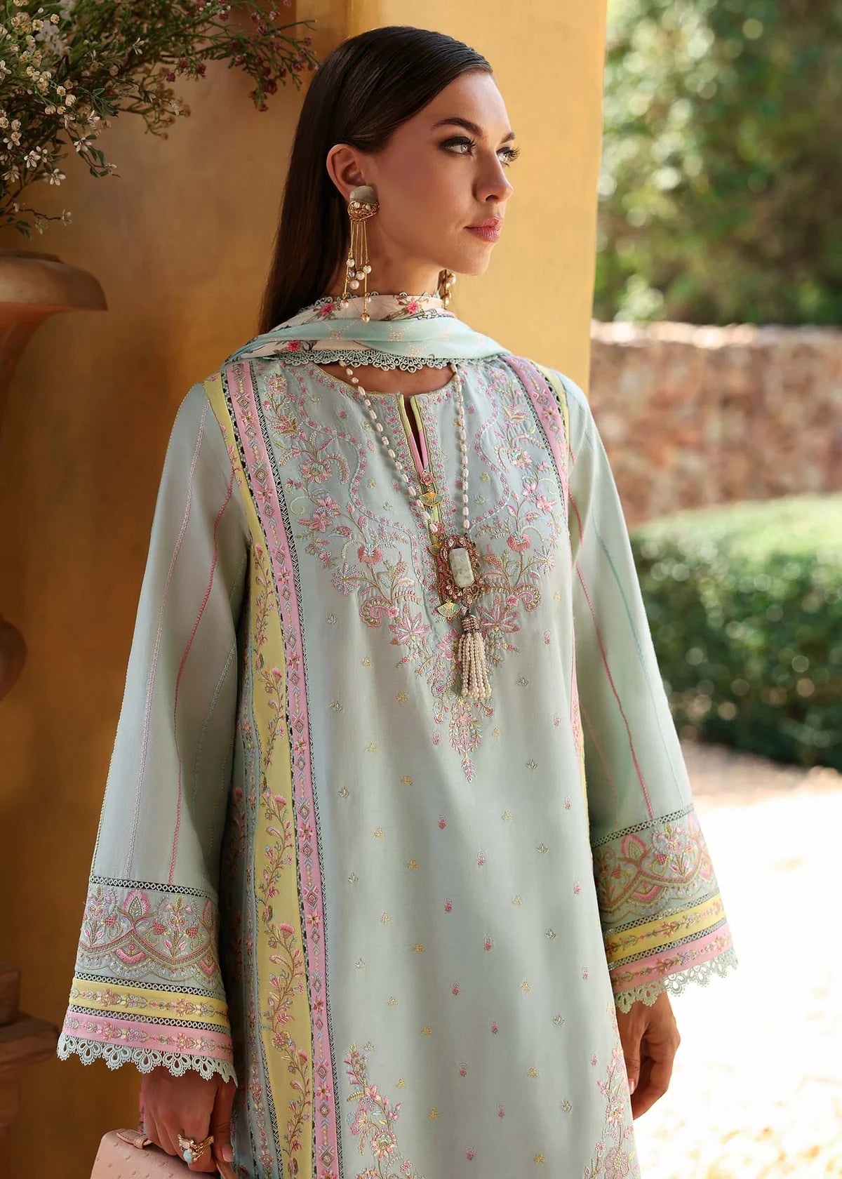 KANWAL MALIK | ZAINA LAWN 25 | Camila