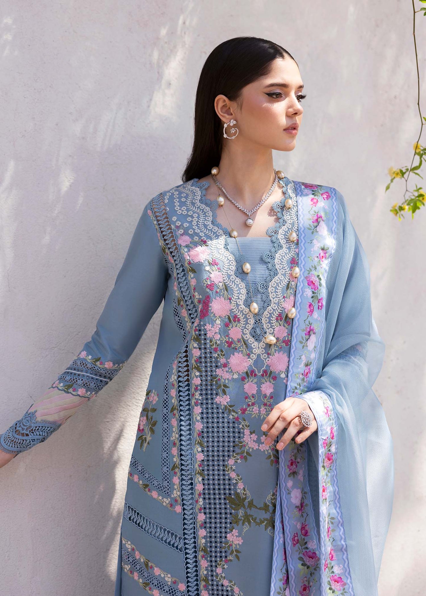 Saira Shakira | Bloom Unstitch lawn 25 | ZERENE 1-B