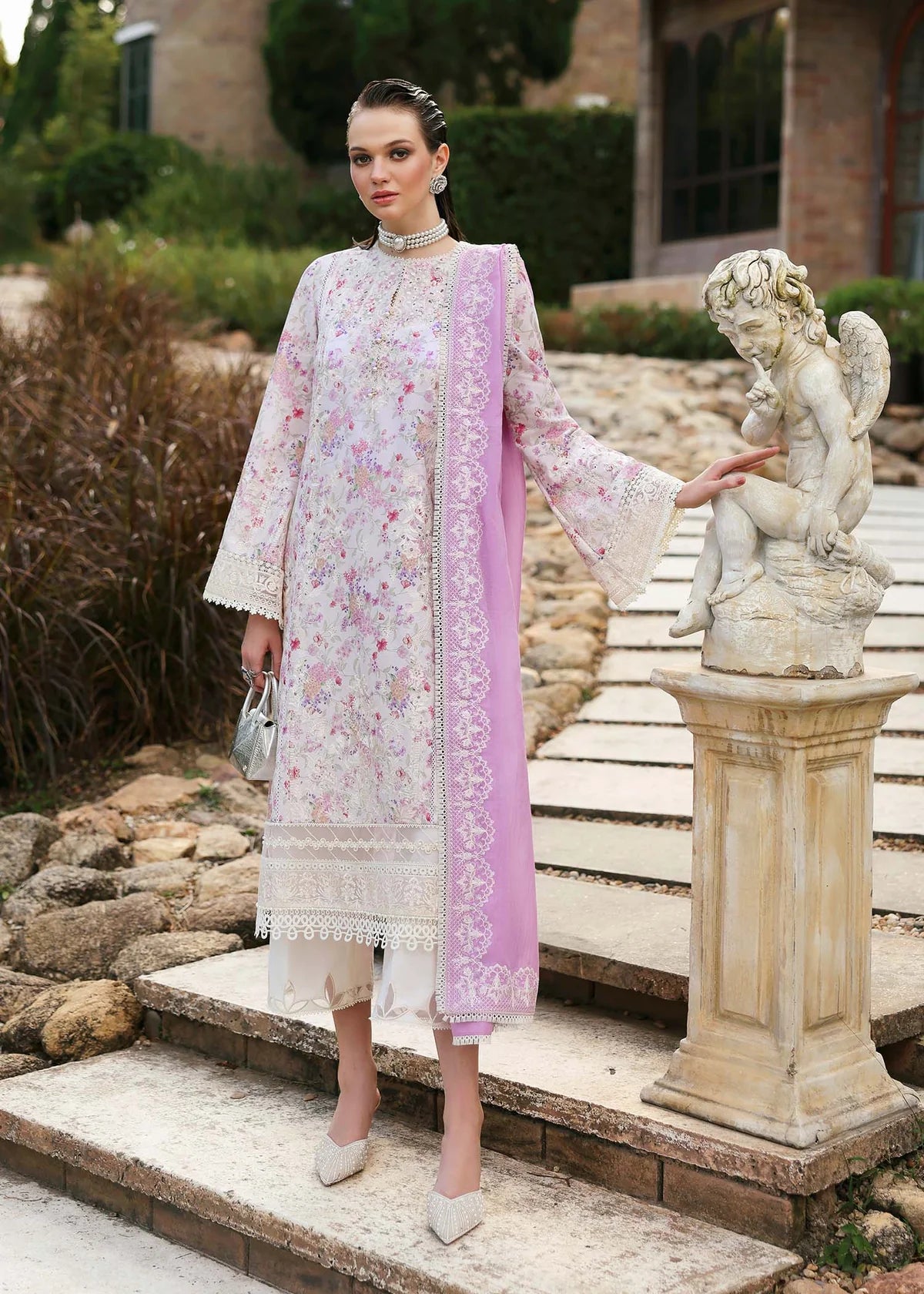 KANWAL MALIK | ZAINA LAWN 25 | Raya