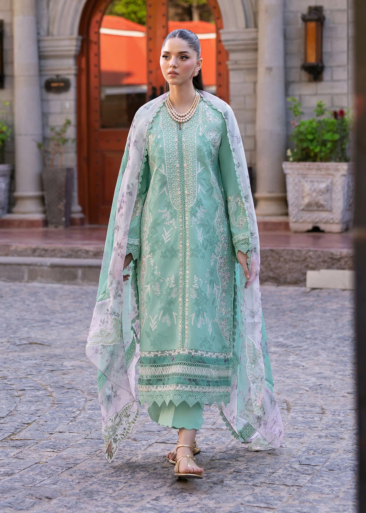 Saira Shakira | Bloom Unstitch lawn 25 | CHLOE 3-B