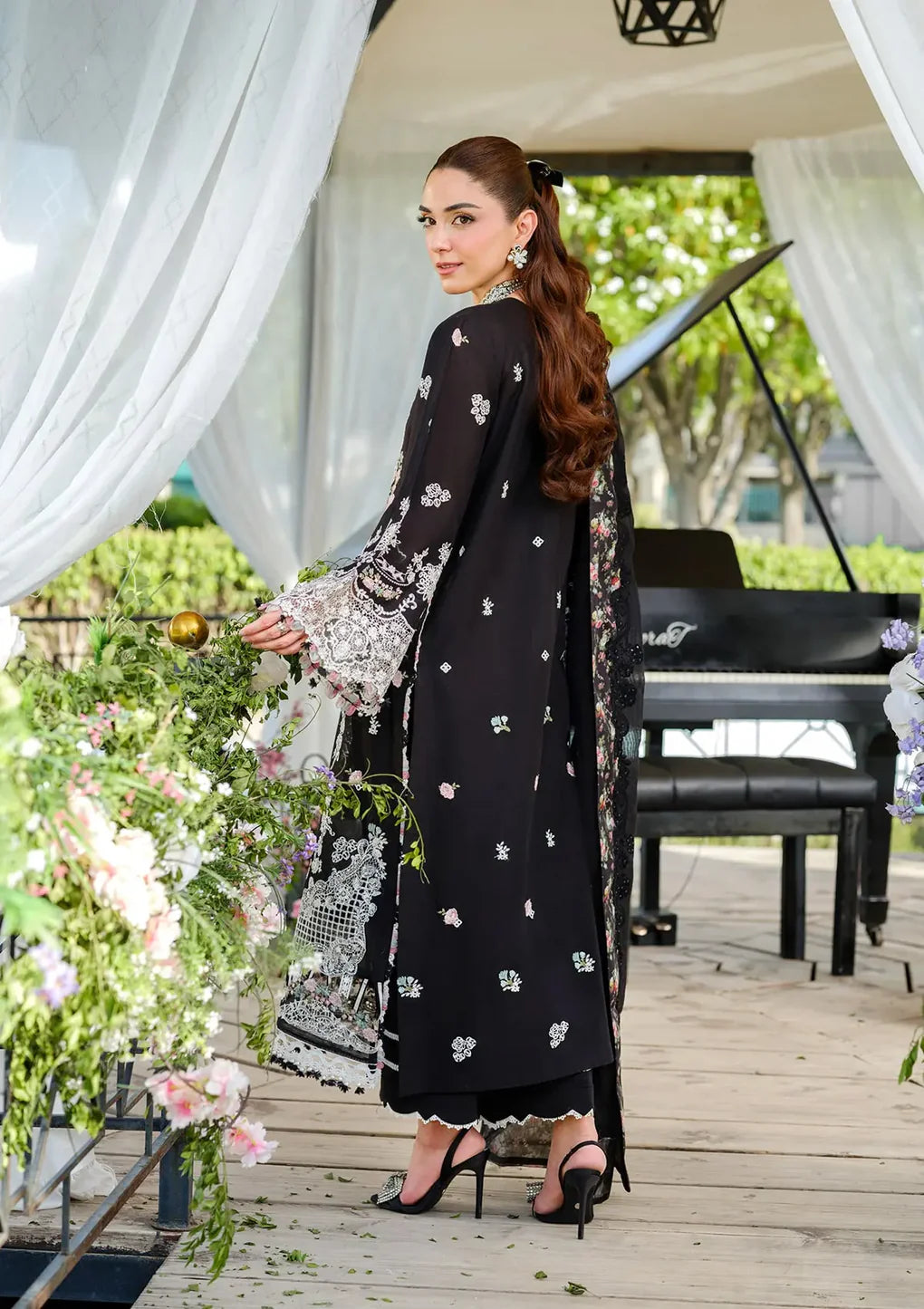 ELAF | LUXURY LAWN 25 VOL 2 | ELH-6A SERENA