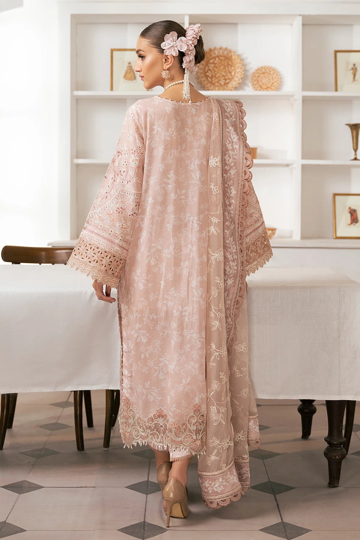 Baroque | EMBROIDERED SWISS LAWN | SL11-D03