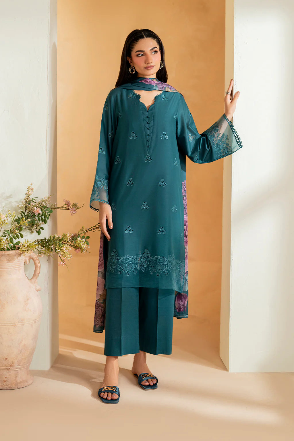 Iznik | Online Exclusive Lawn | UE-482