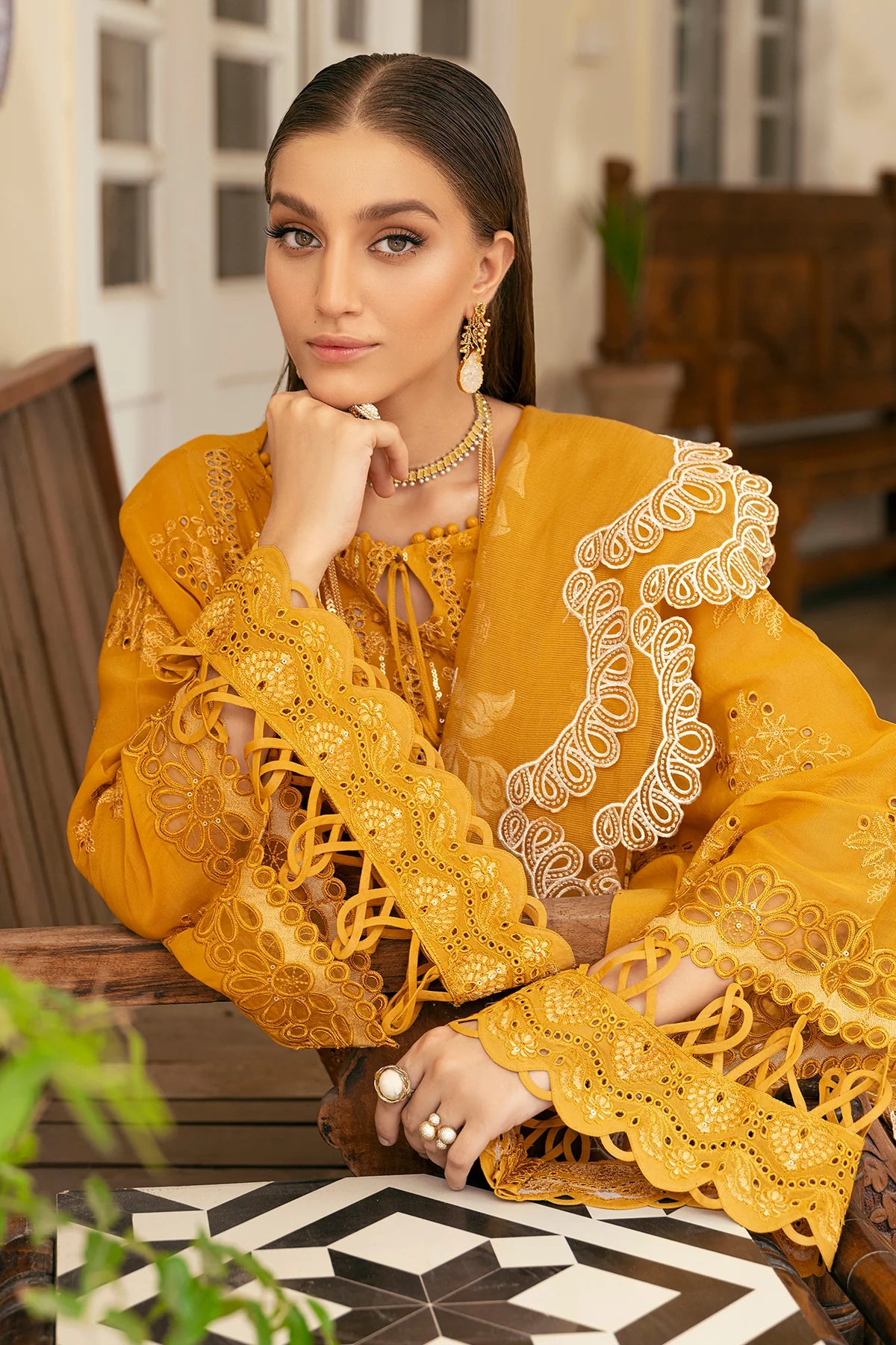 Baroque | EMBROIDERED SWISS LAWN | SL11-D06