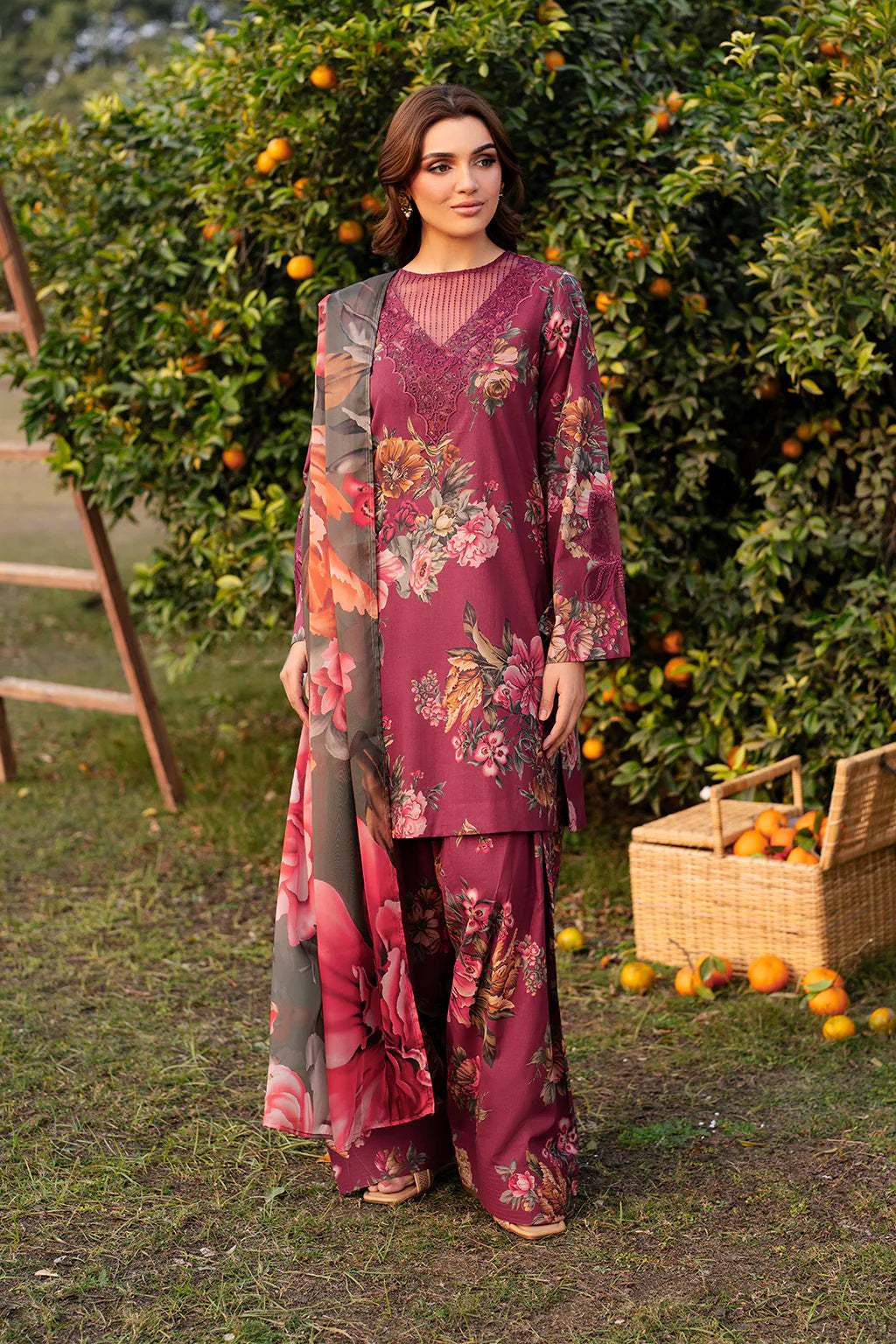 Iznik | Online Exclusive Lawn | UE-385