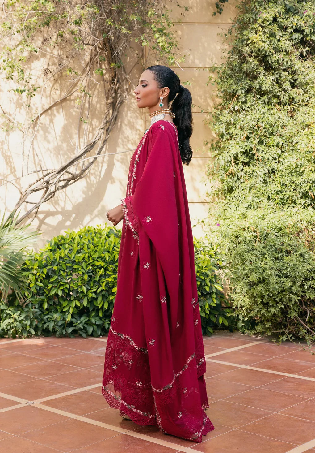 ELAF | LUXURY WINTER 25' | VELVROSE