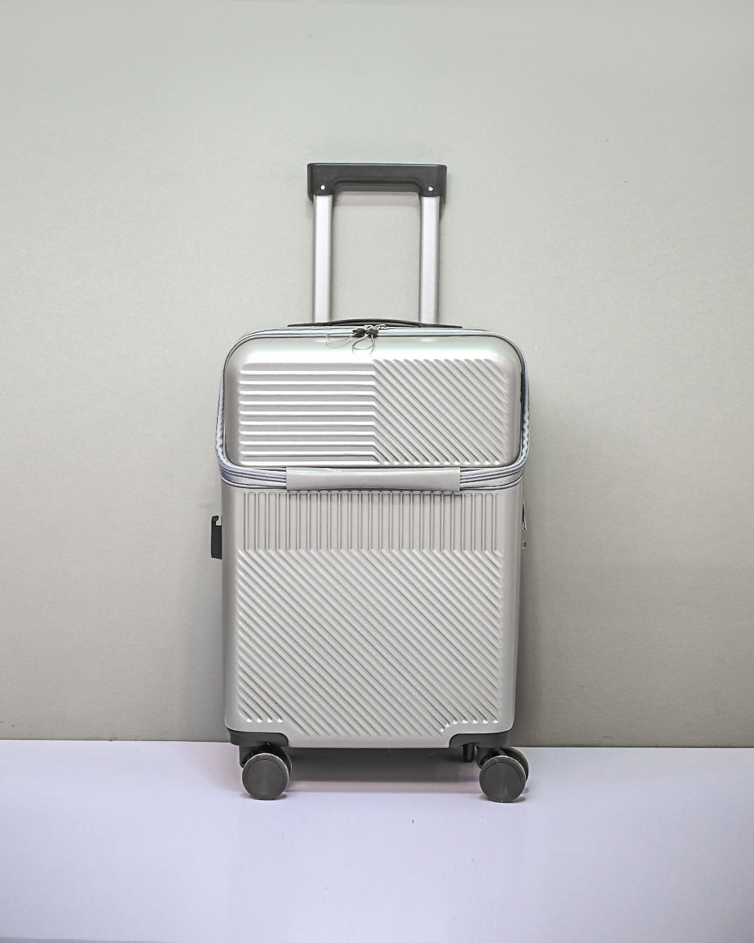 TRAVEL BAG | D4