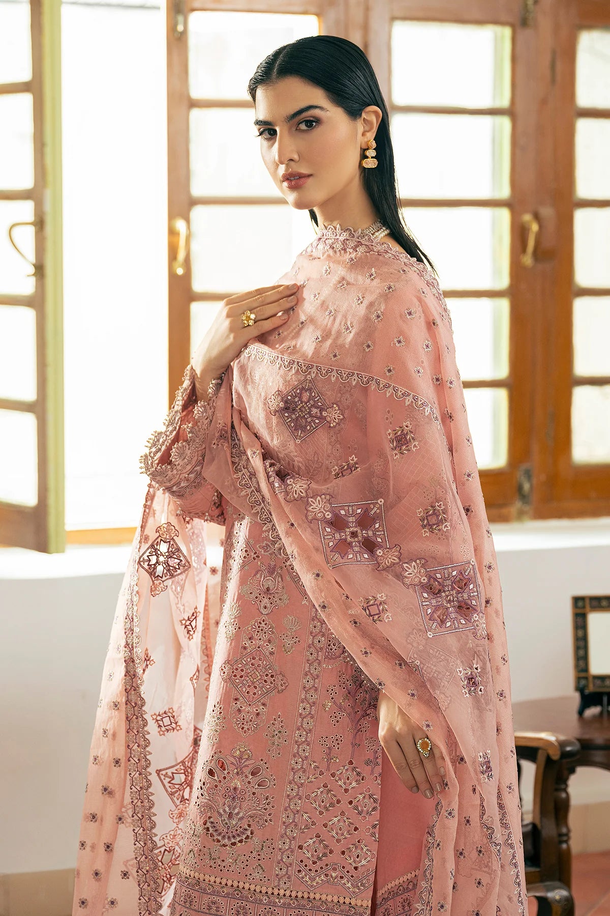 Baroque | EMBROIDERED SWISS LAWN | SL11-D08
