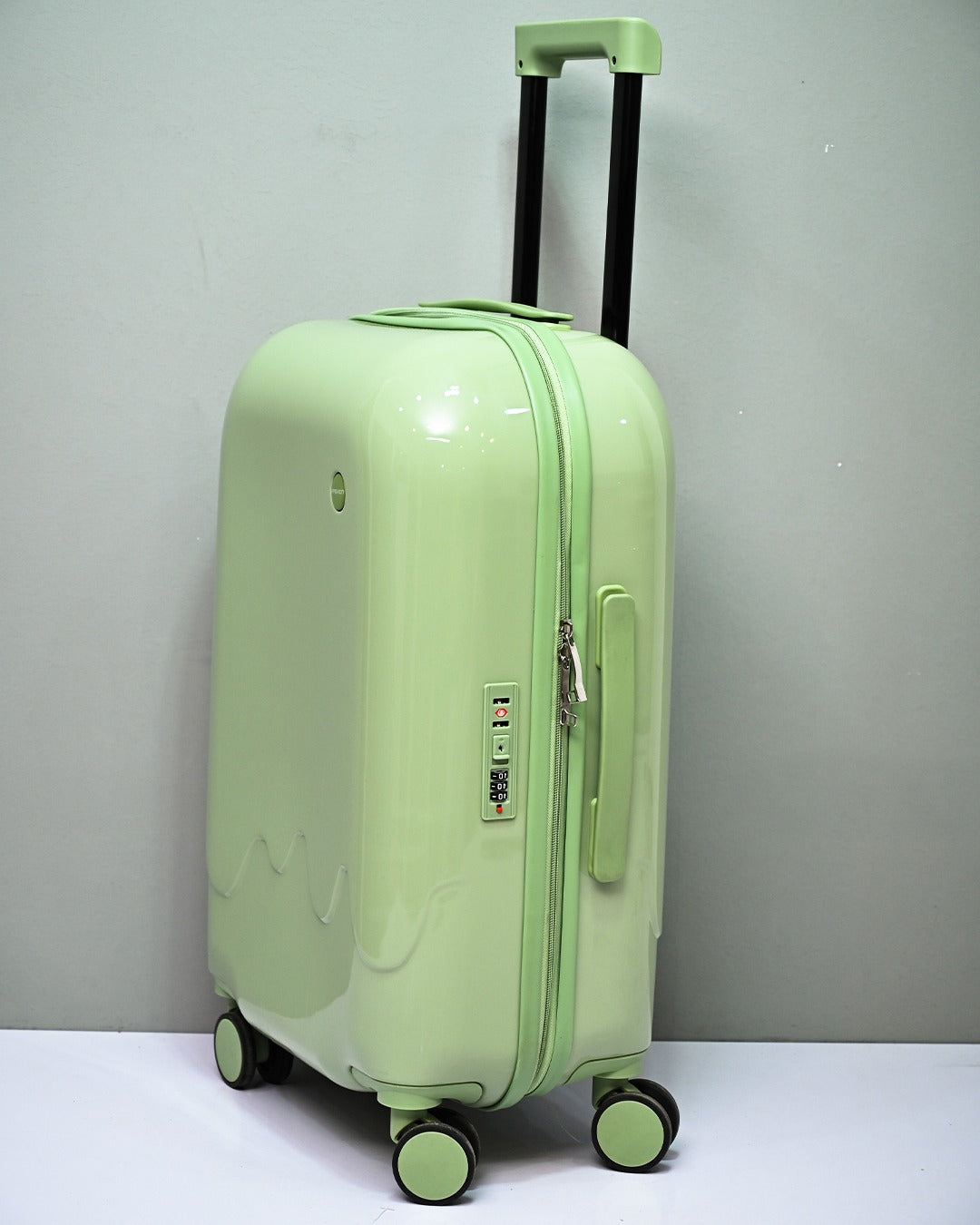 TRAVEL BAG | D5