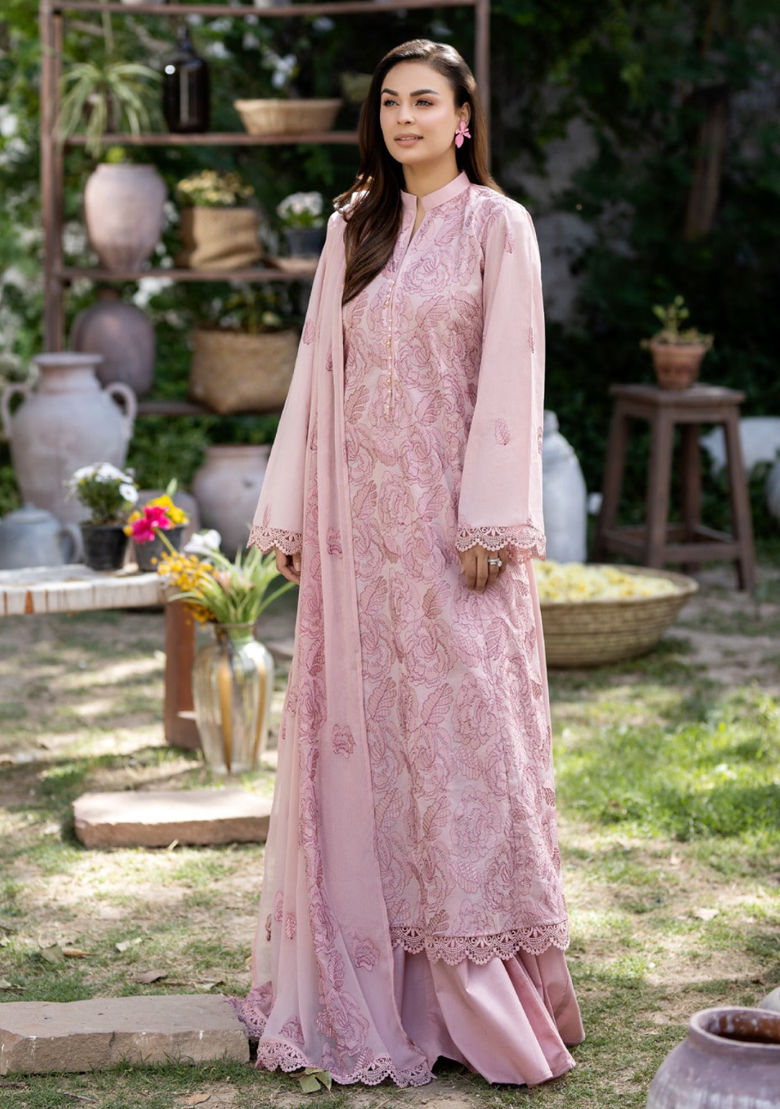 Zainab Fatima | Lawn VoL-2 | NF-1269