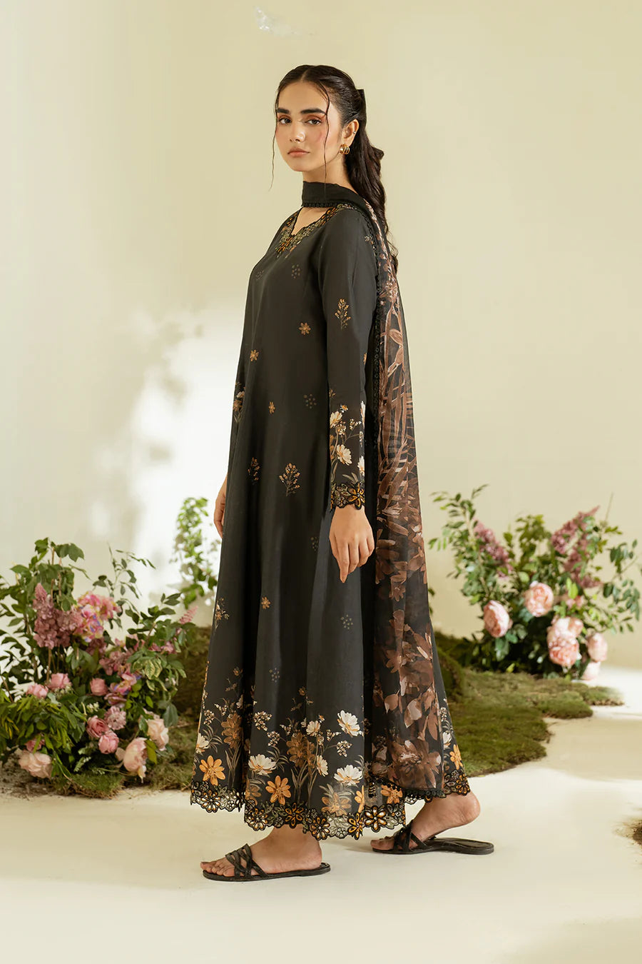 Iznik | Online Exclusive Lawn | UE-450
