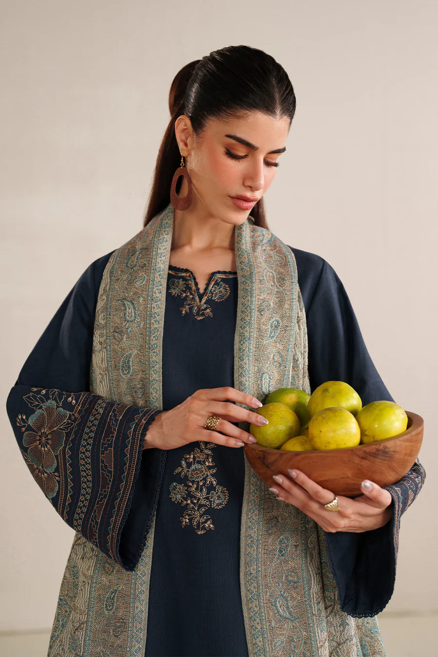 IZNIK | WINTER | UE-586