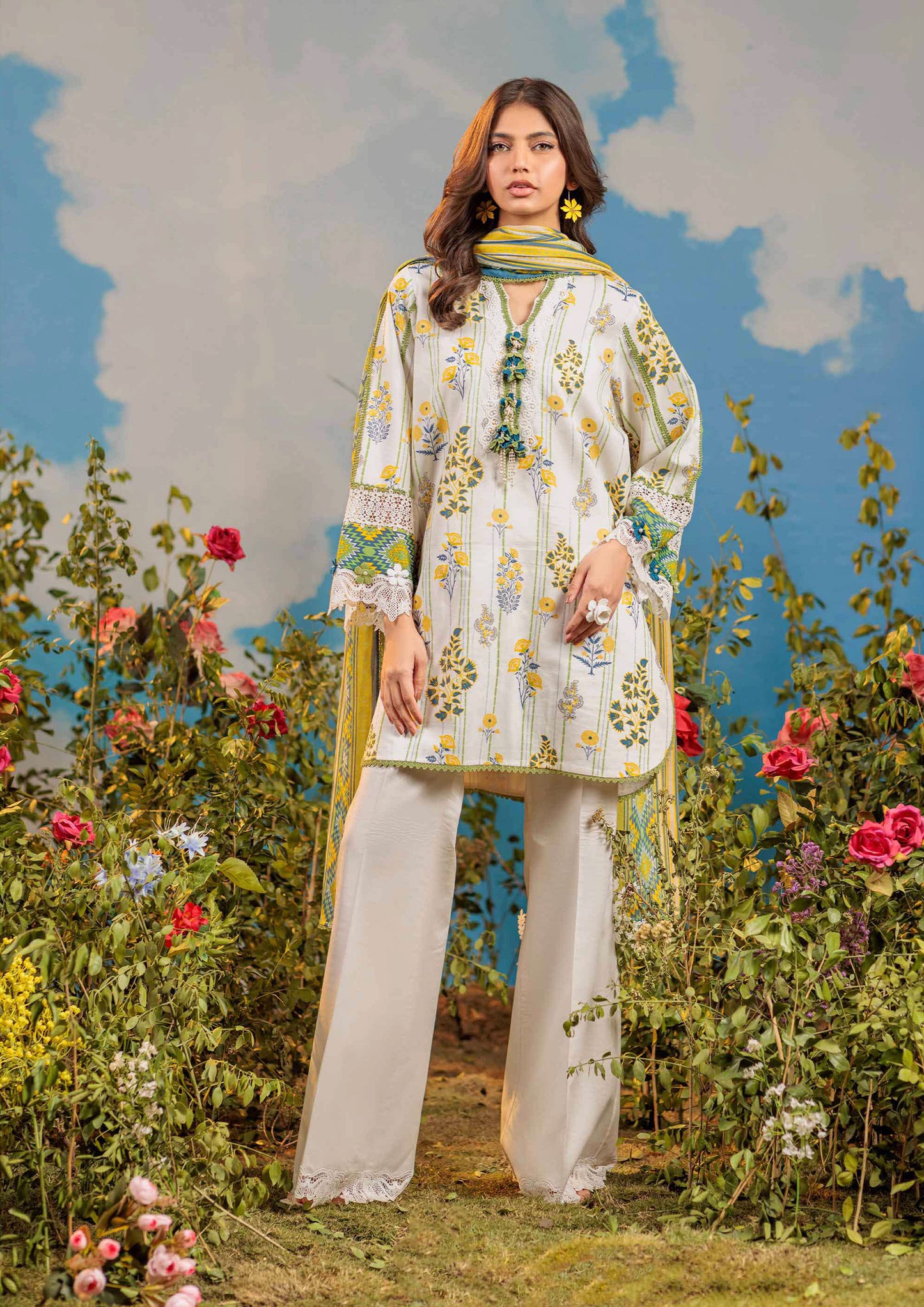 Bonanza Satrangi | Floral Splendor | D4