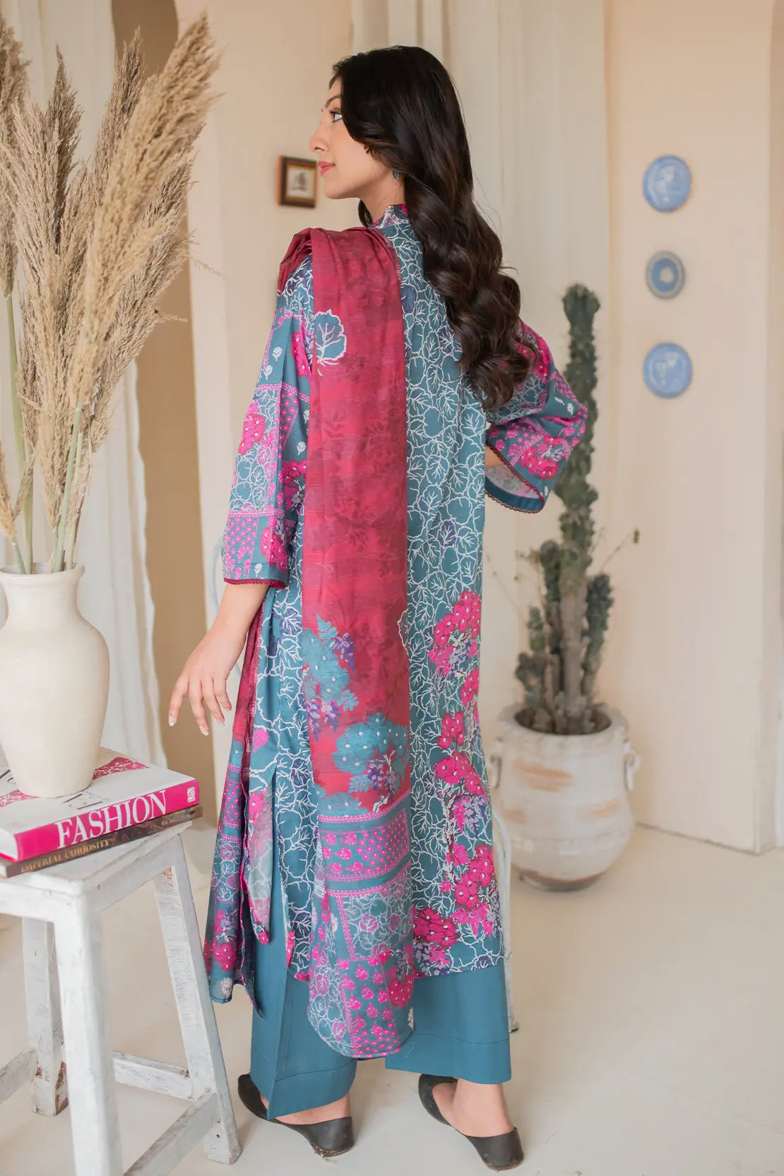 3 Piece Digitally printed Lawn - 8182