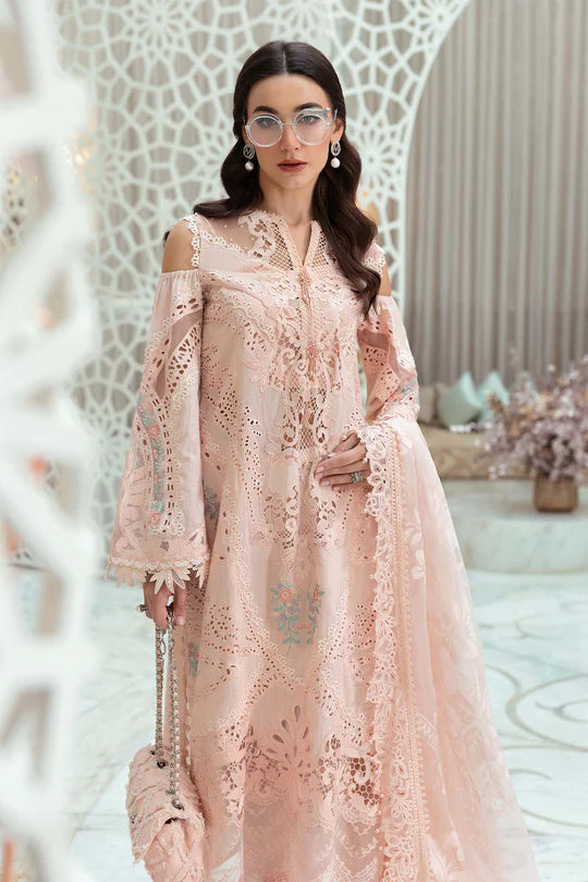 Maria B. | LAWN 25 | D-2513-A
