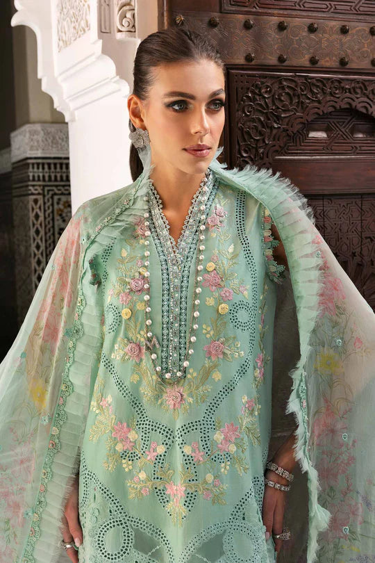 Maria B. | LAWN 25 | D-2514-A