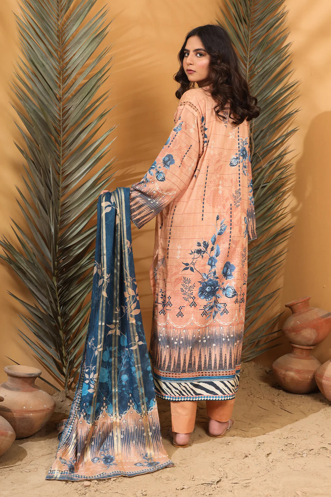 3 Piece - Embroidered Lawn - 8887