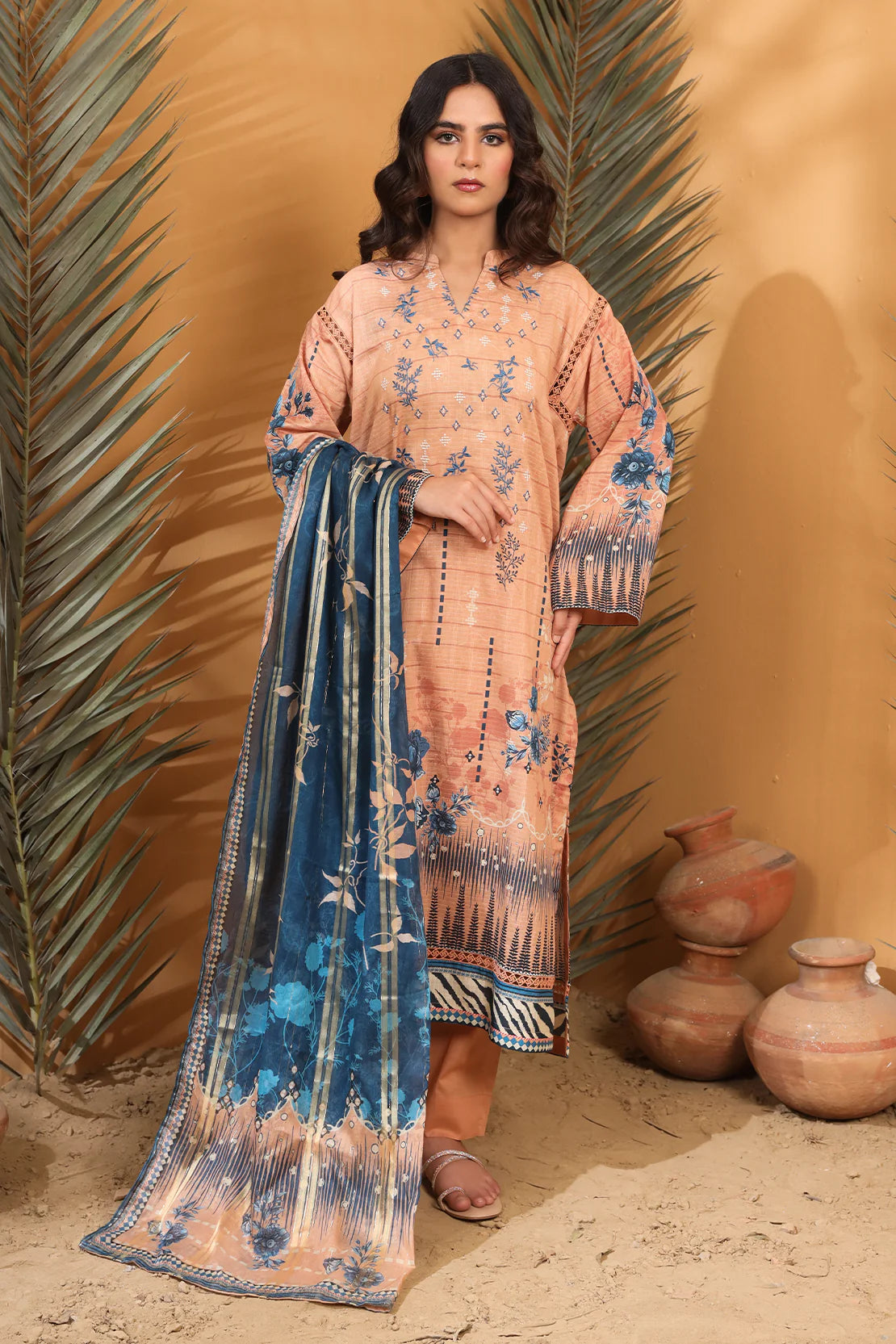 3 Piece - Embroidered Lawn - 8887