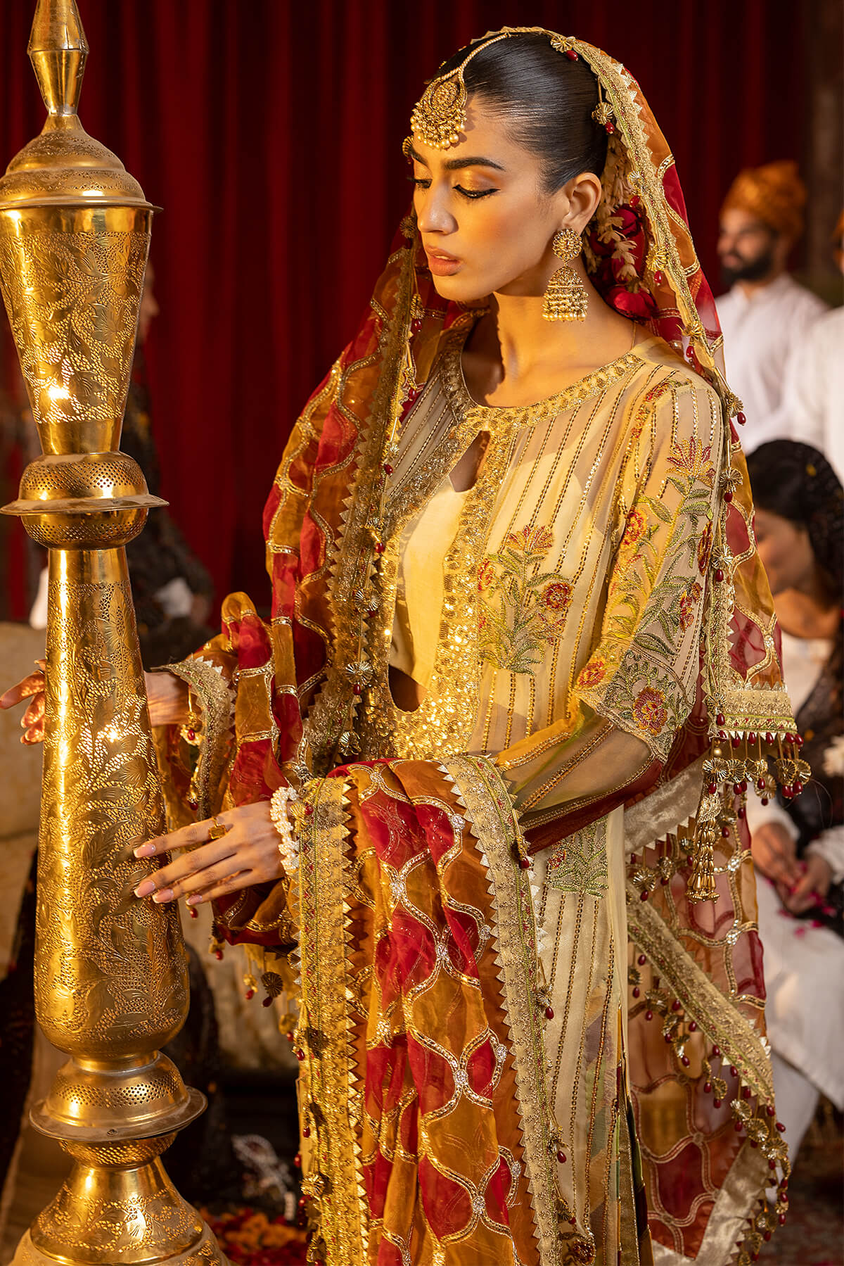 Raeesa | Festive | D-7
