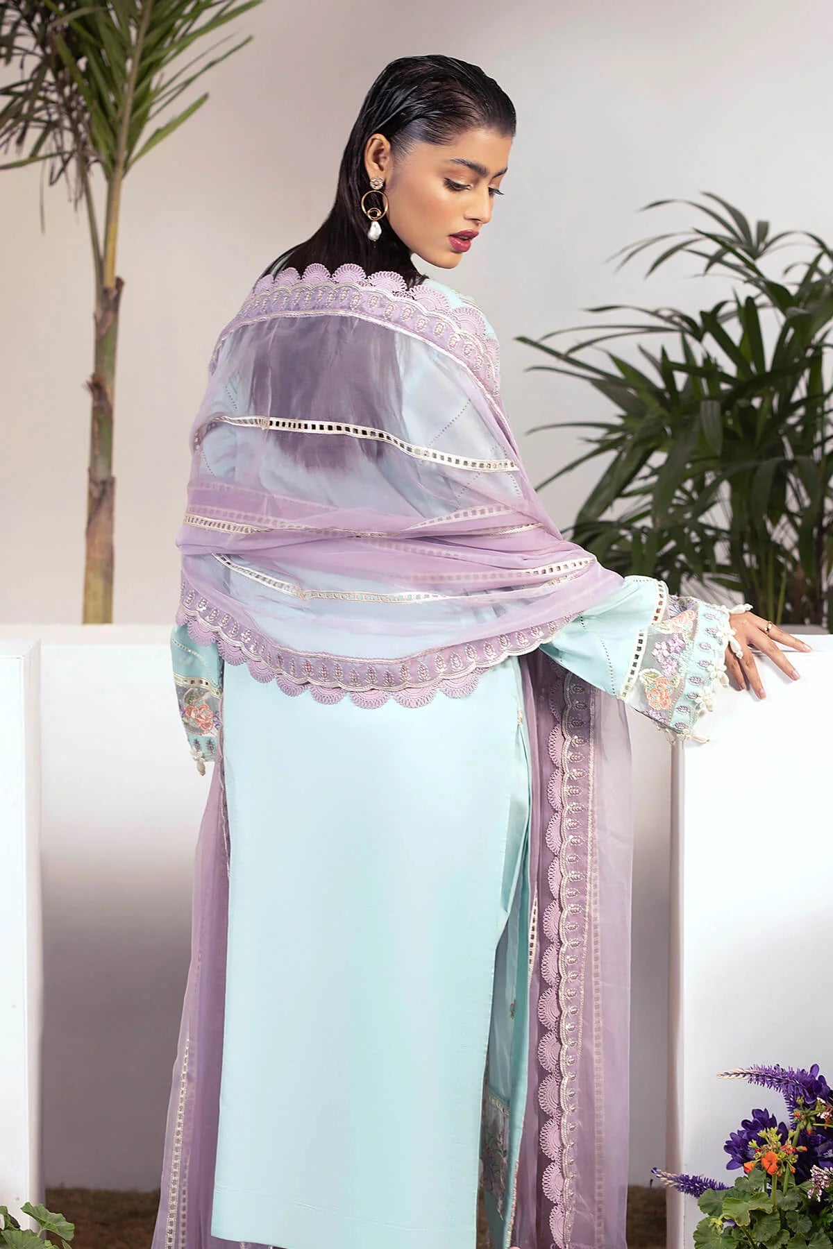 Raeesa | Dahlia | DD-06