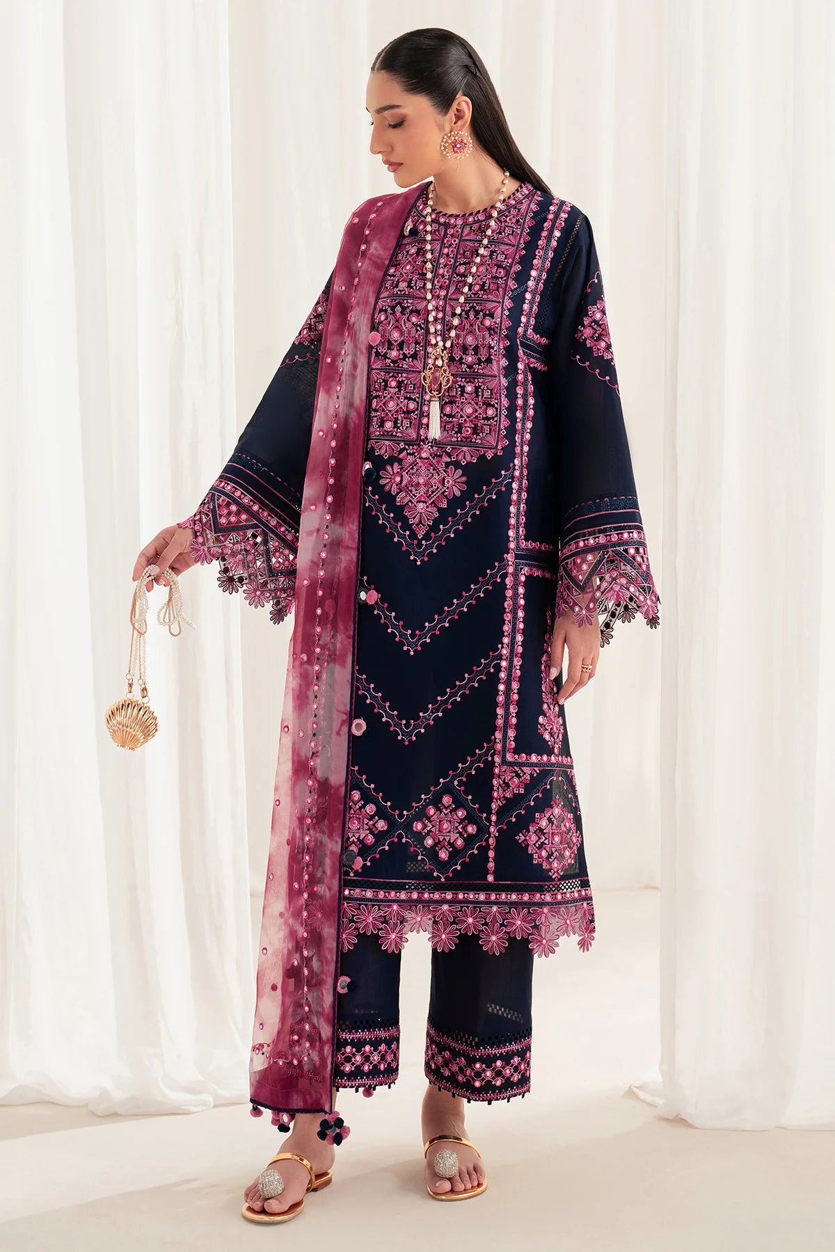JAZMIN | IRIS LUXURY | D01
