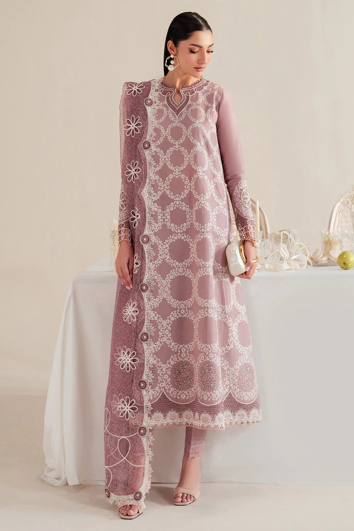 JAZMIN | IRIS LUXURY | D10