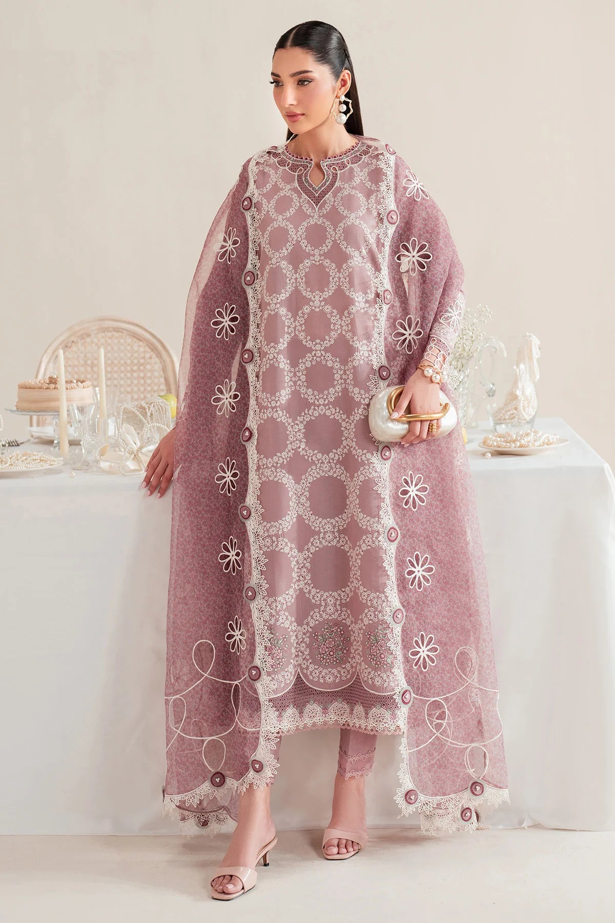 JAZMIN | IRIS LUXURY | D10
