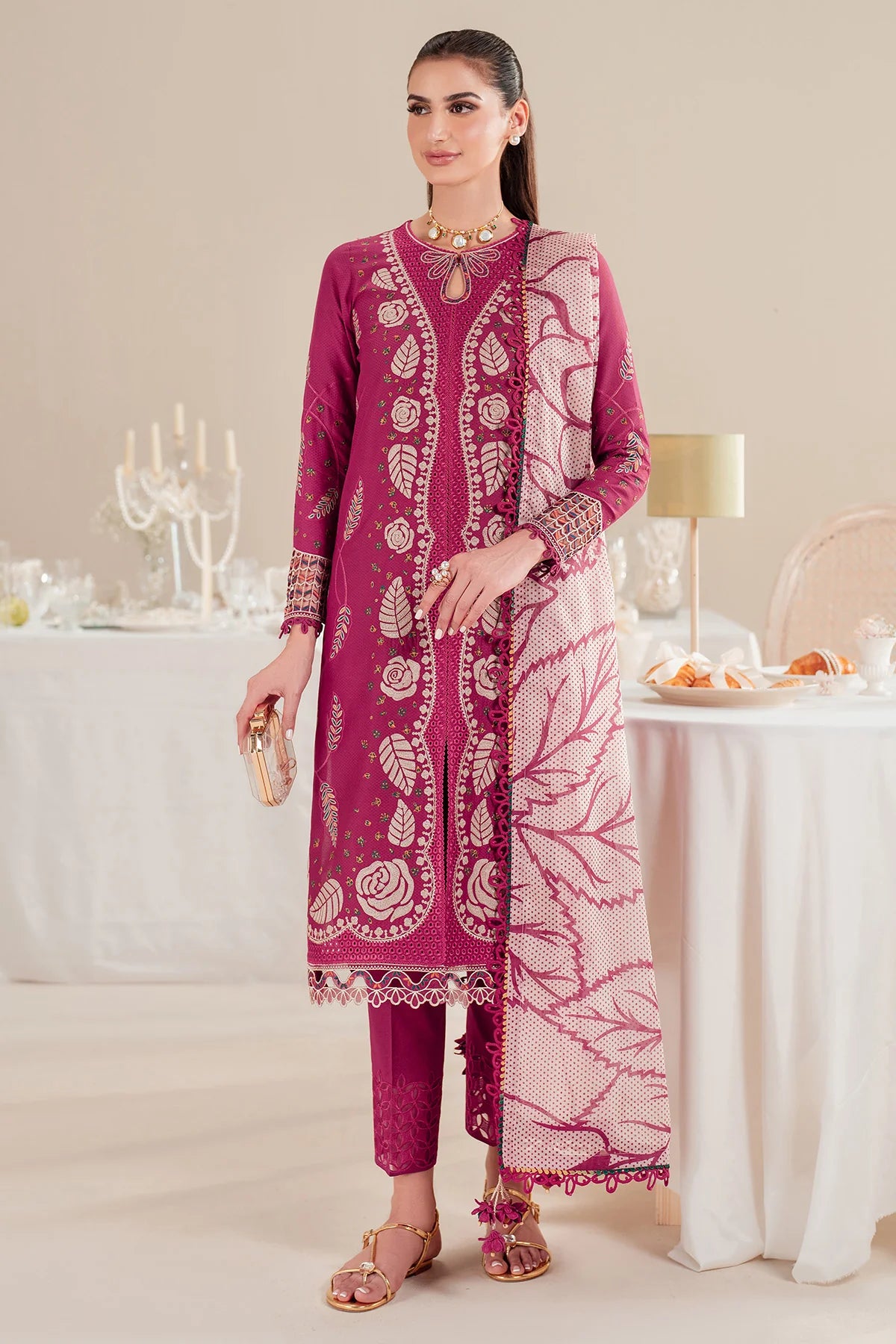 JAZMIN | IRIS LUXURY | D05