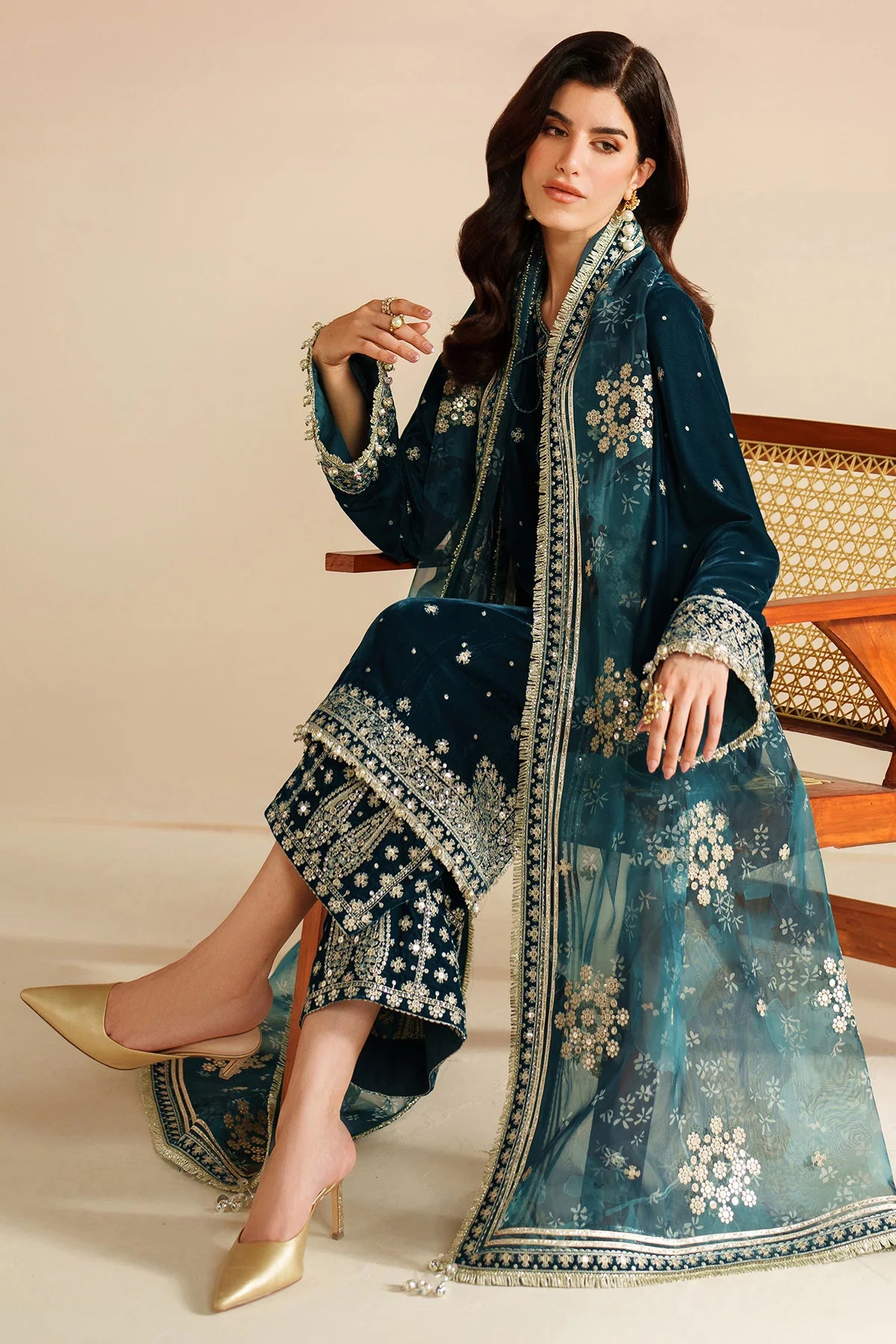 Jazmin | Embroidered Velvet | VVF D-2