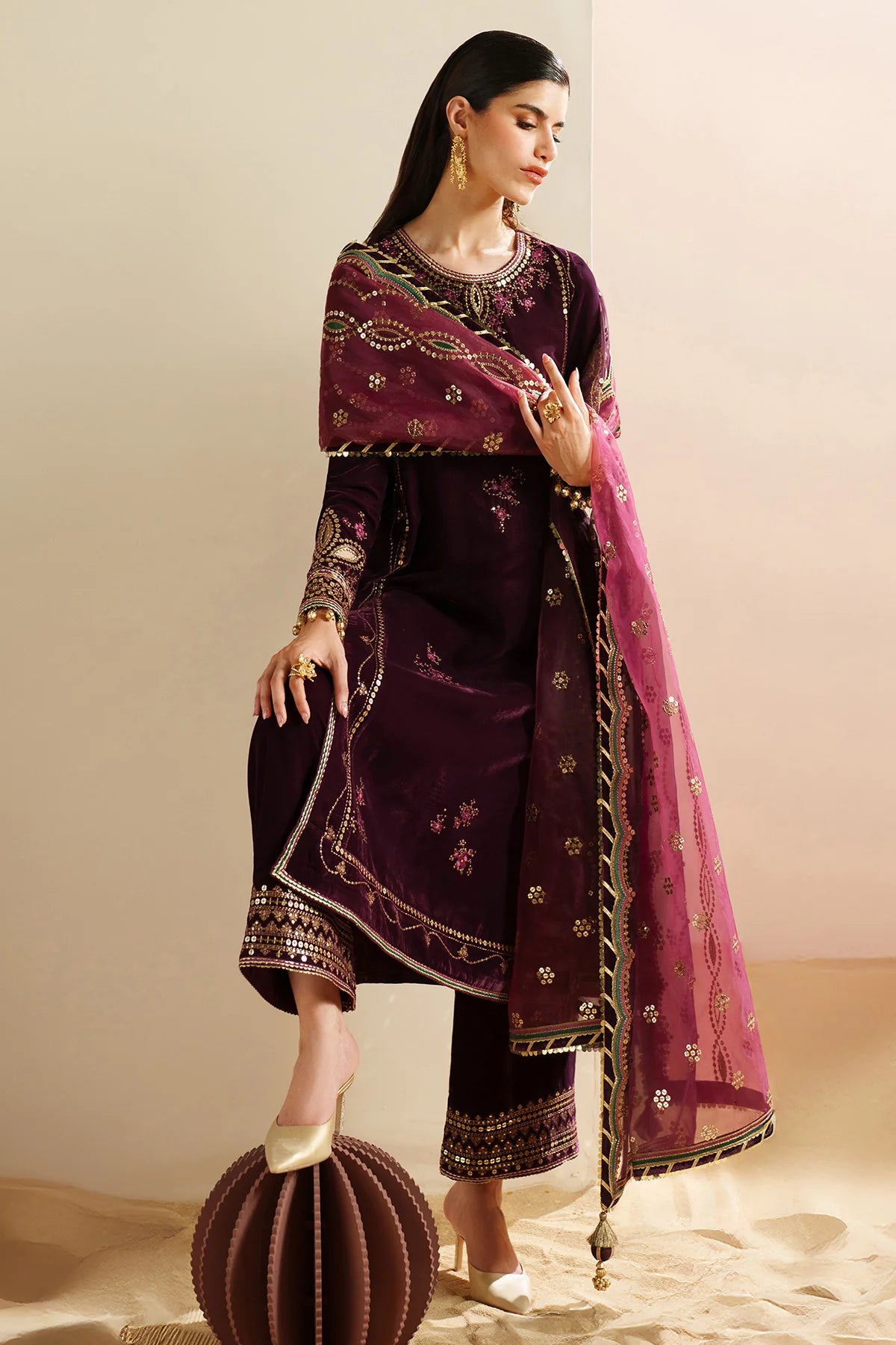 Jazmin | Embroidered Velvet | VVF D-4