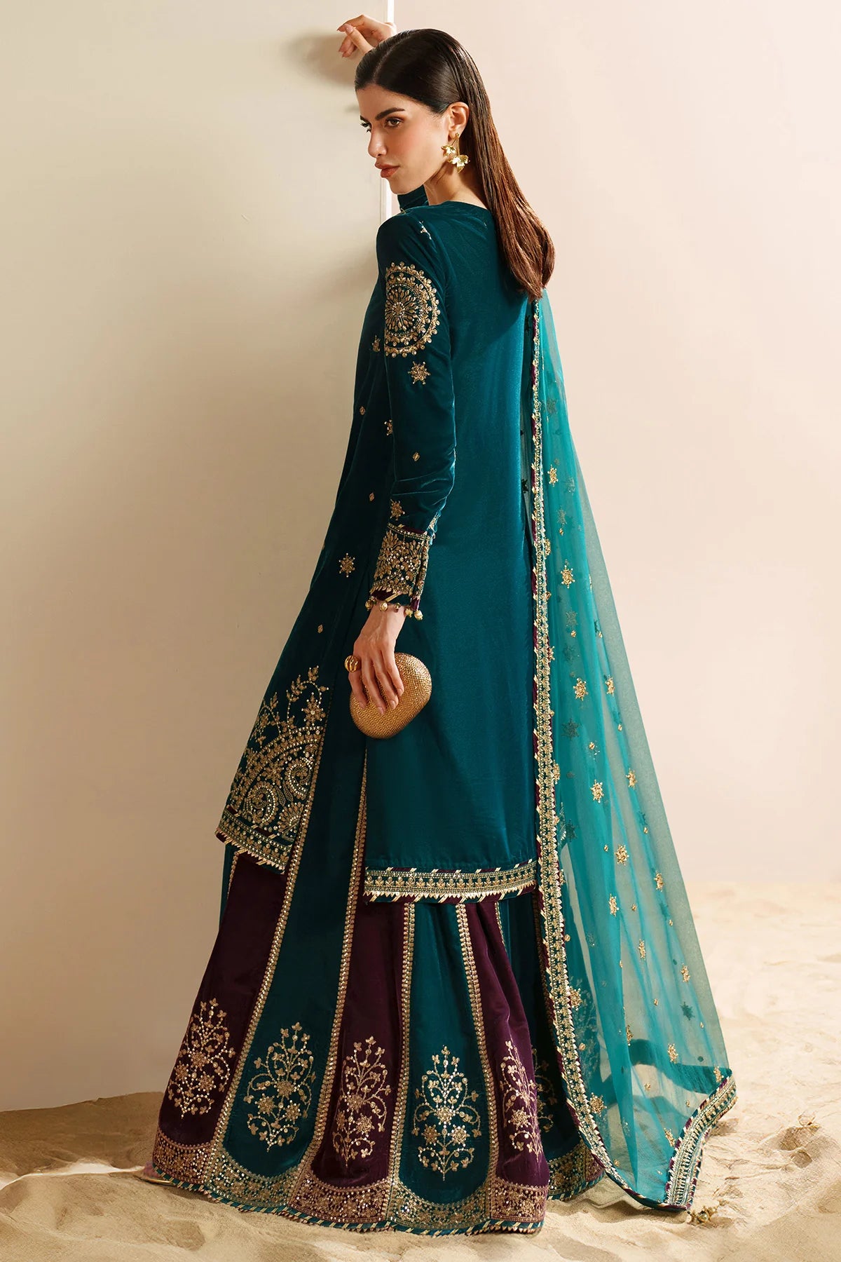 Jazmin | Embroidered Velvet | VVF D-8