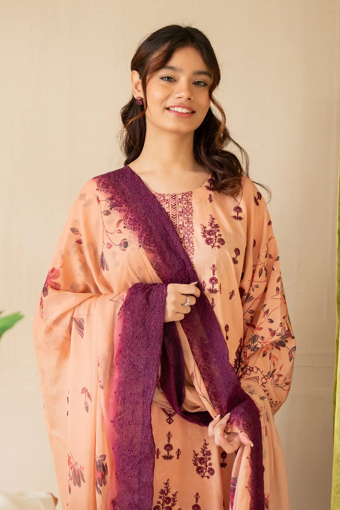 3 Piece - Embroidered Luxury Lawn - 8145