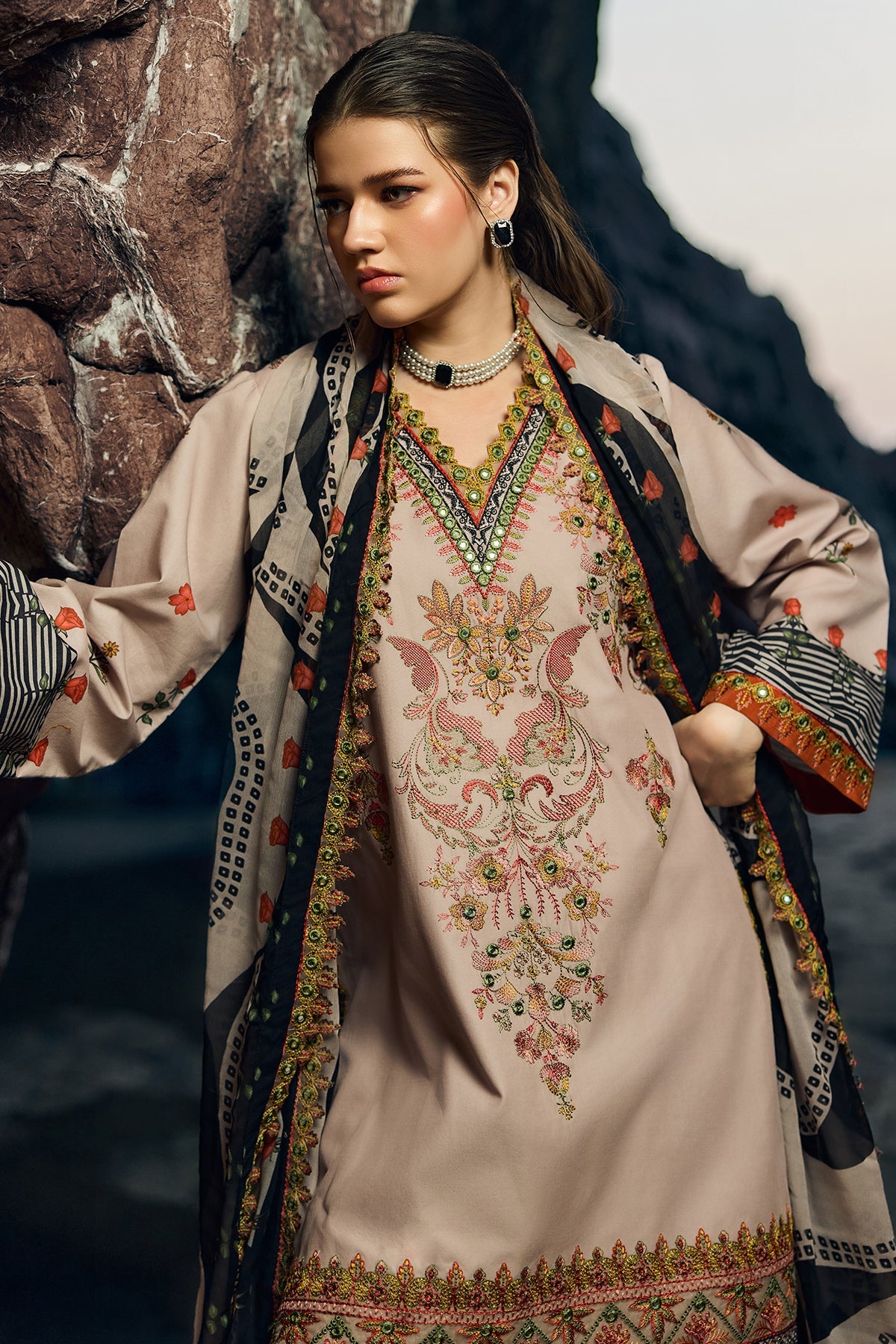 Charizma | SunShine - Vol 1 '26 - 3 PC Embroidered Lawn | CSN6-07