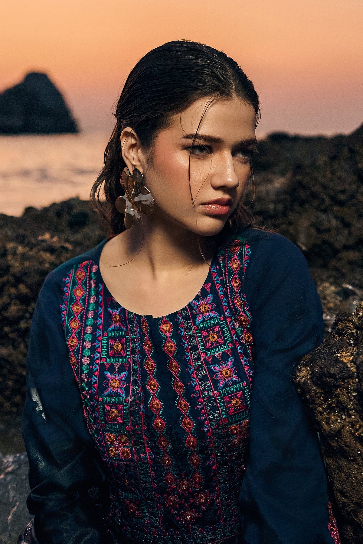 Charizma | SunShine - Vol 1 '26 - 3 PC Embroidered Lawn | CSN6-04