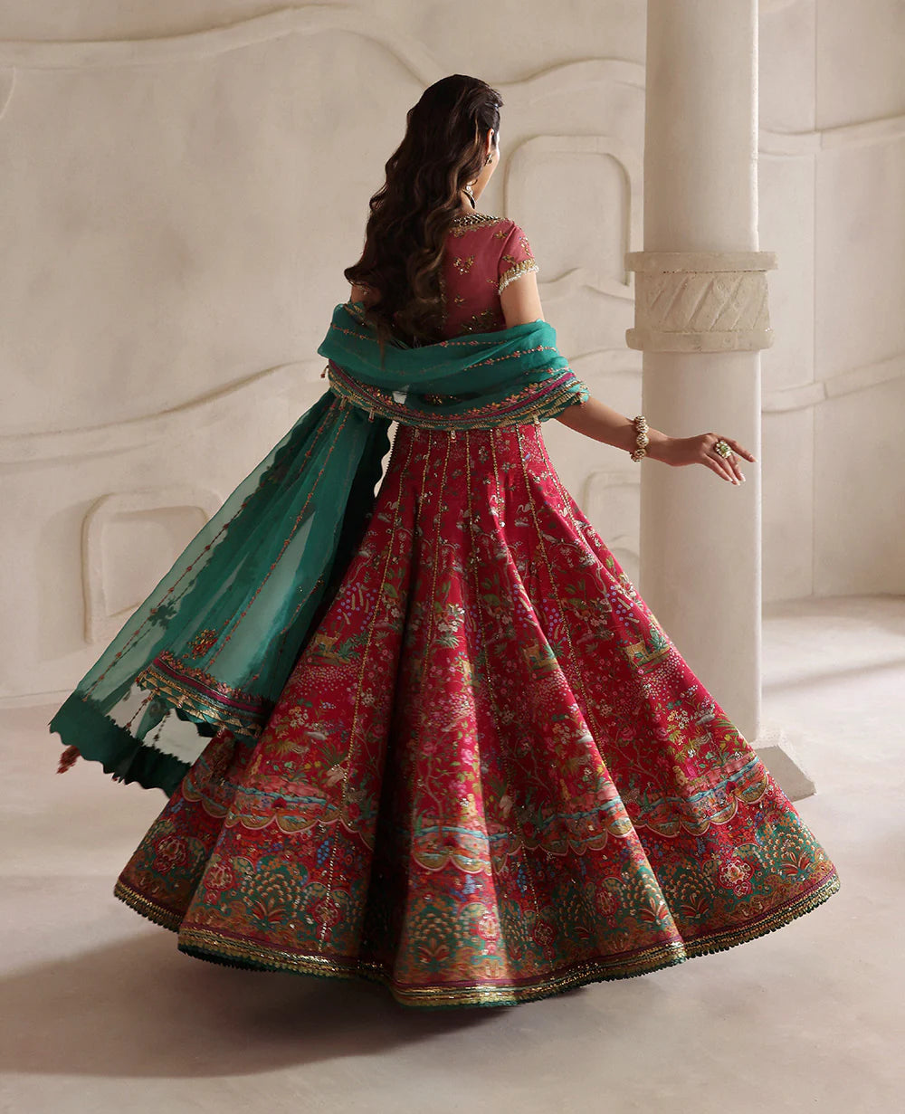 REPUBLIC | FESTIVE | Floriane