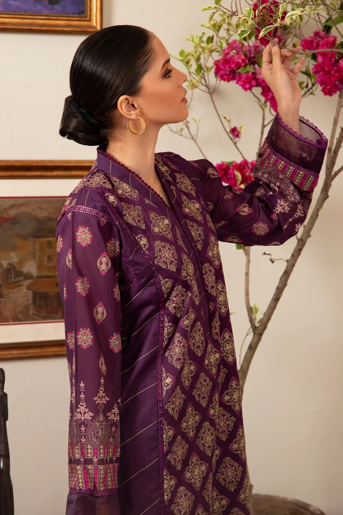 3 Piece - Embroidered Luxury Lawn - 7432