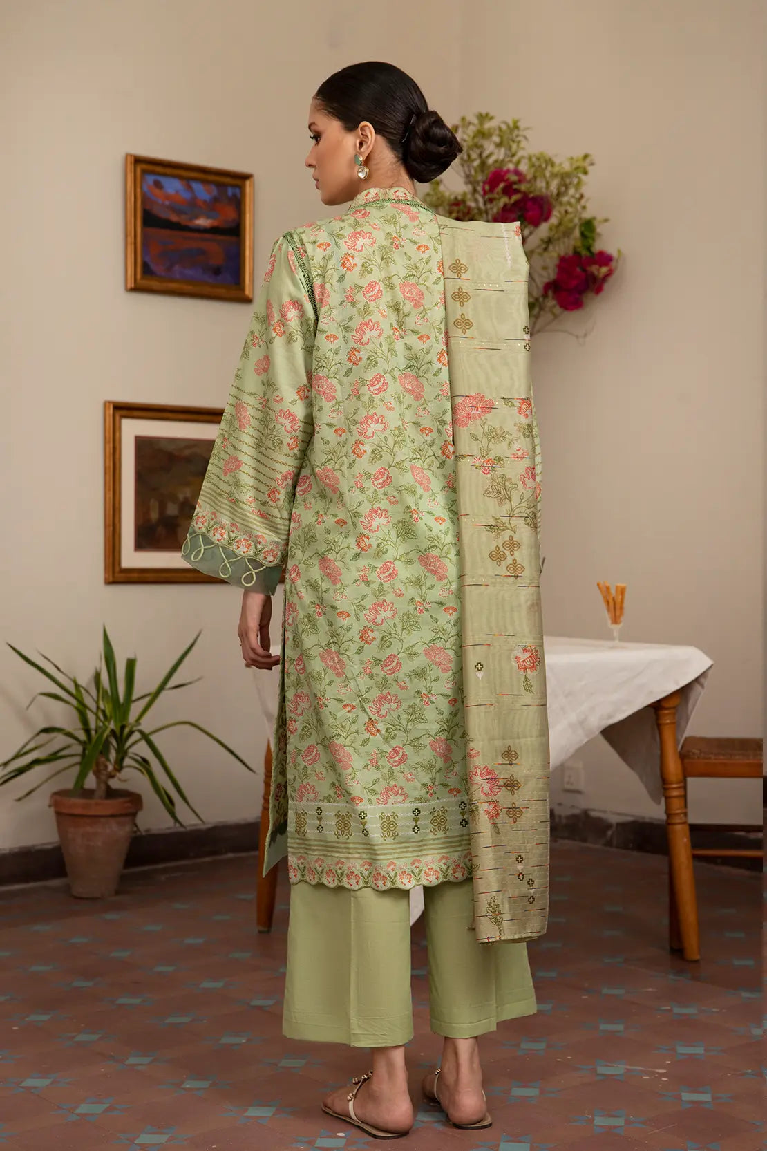 3 Piece - Embroidered Luxury Lawn - 7438