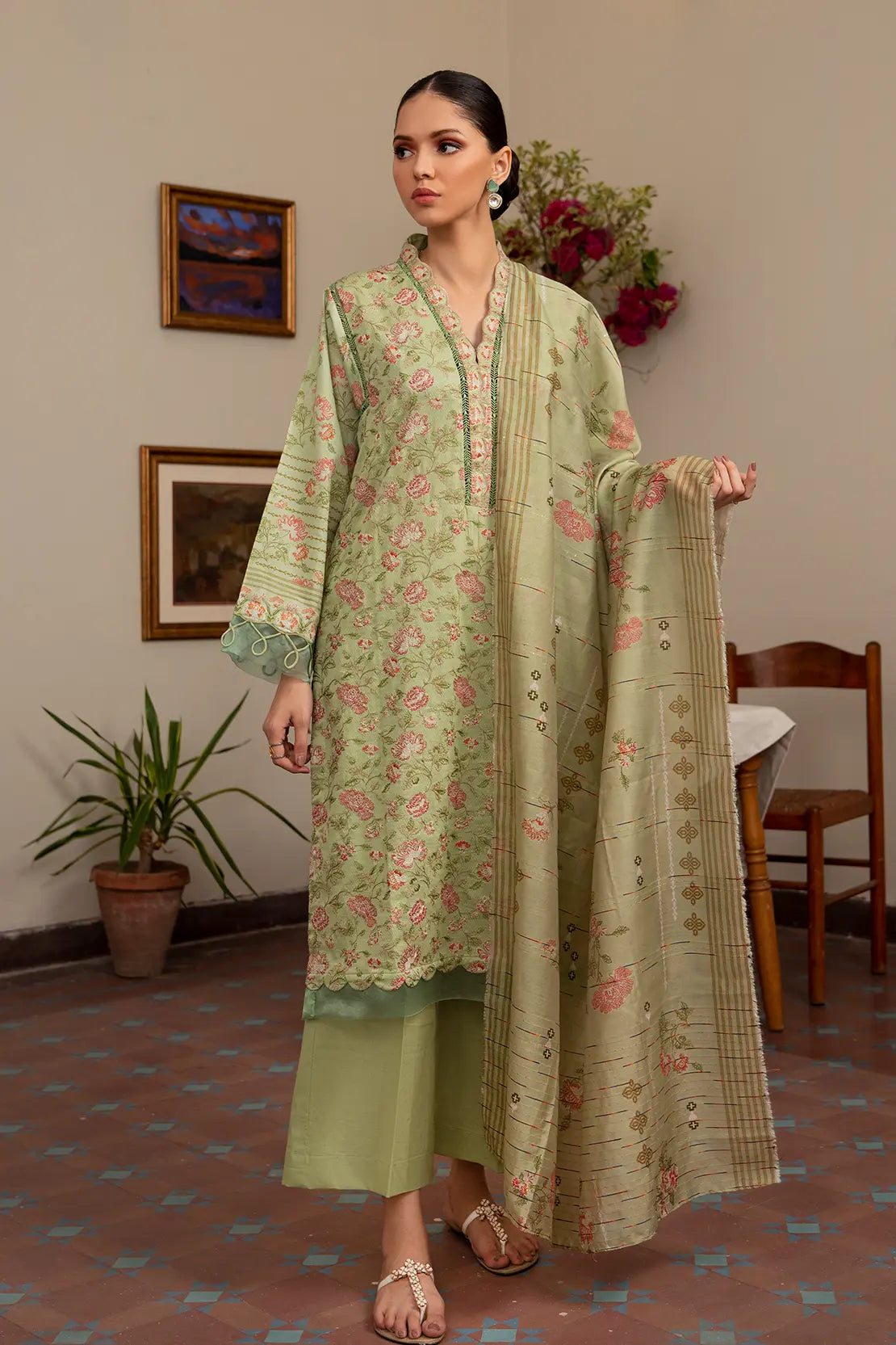 3 Piece - Embroidered Luxury Lawn - 7438